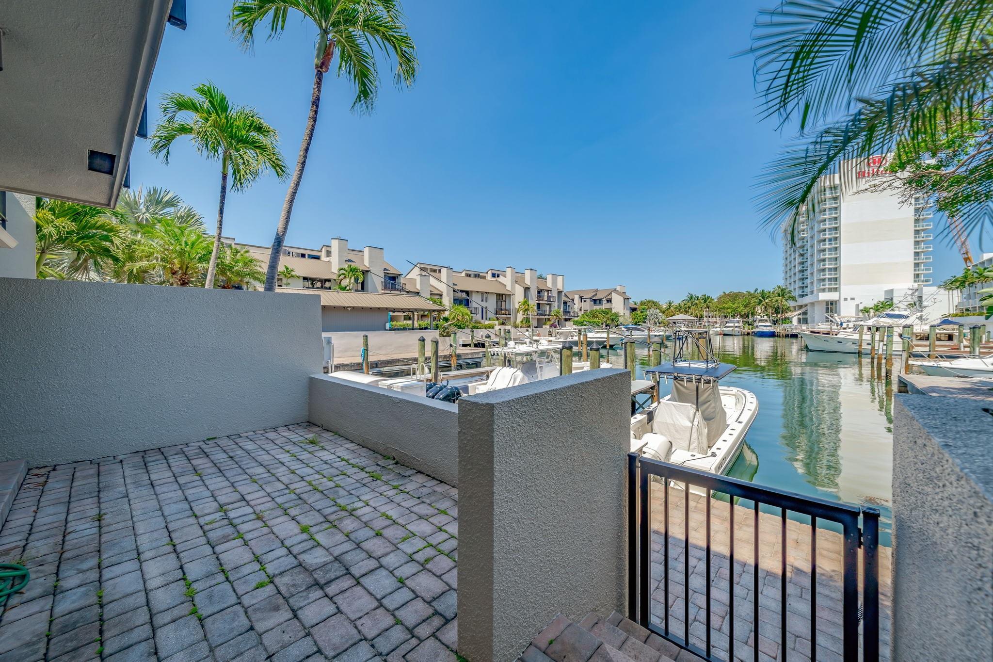 3 Portside Dr 3