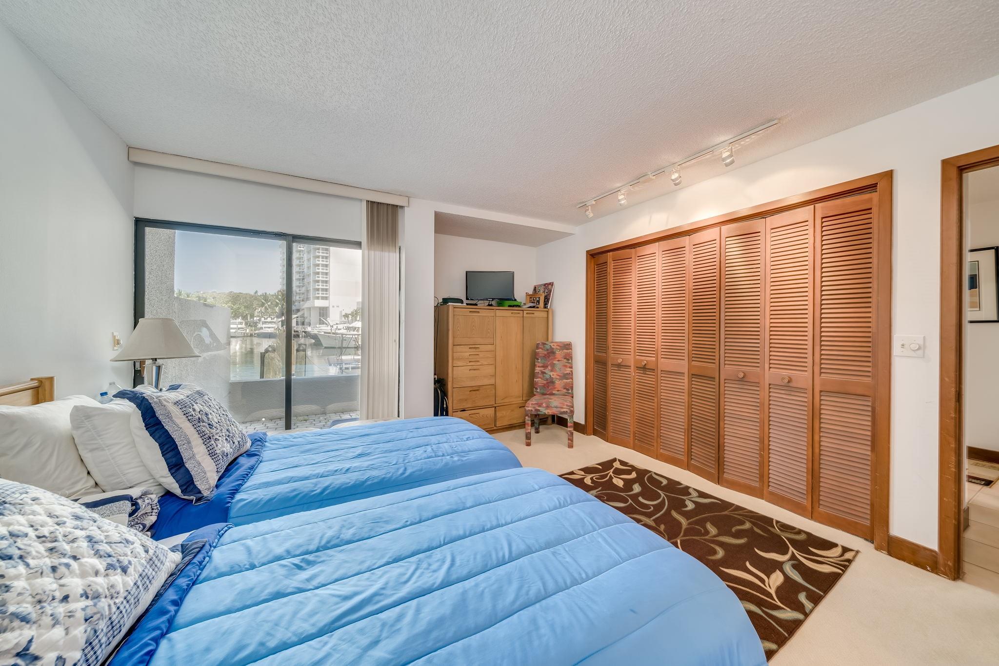 3 Portside Dr 3