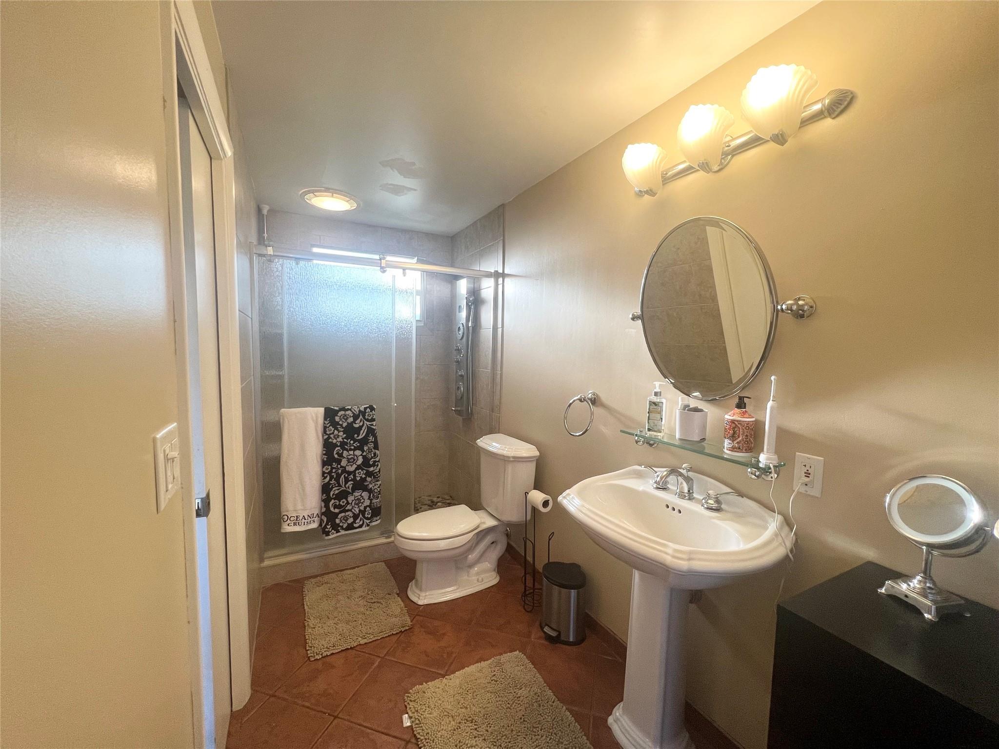 1521 SE 11th St