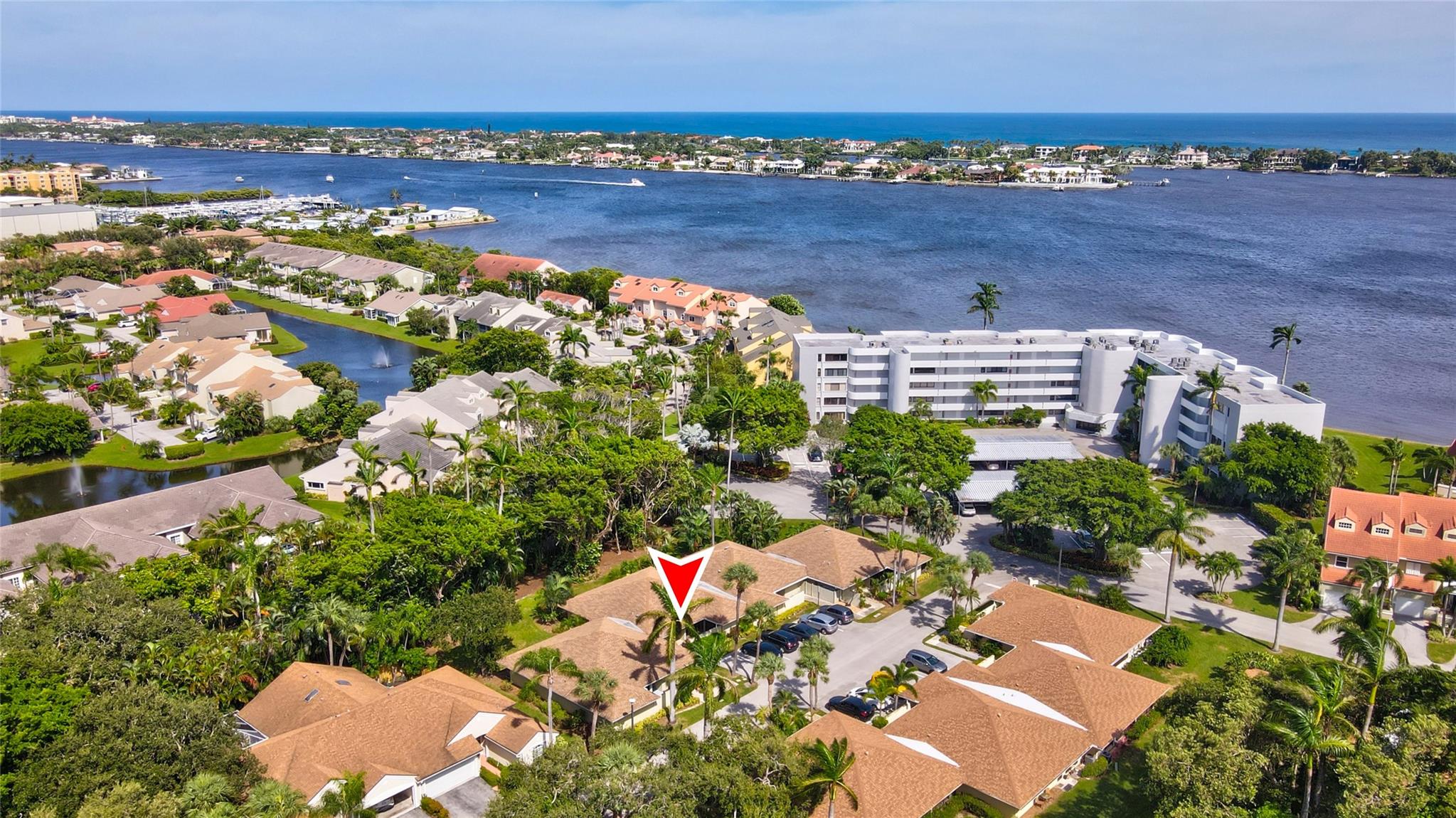 9 S Lakeshore Dr