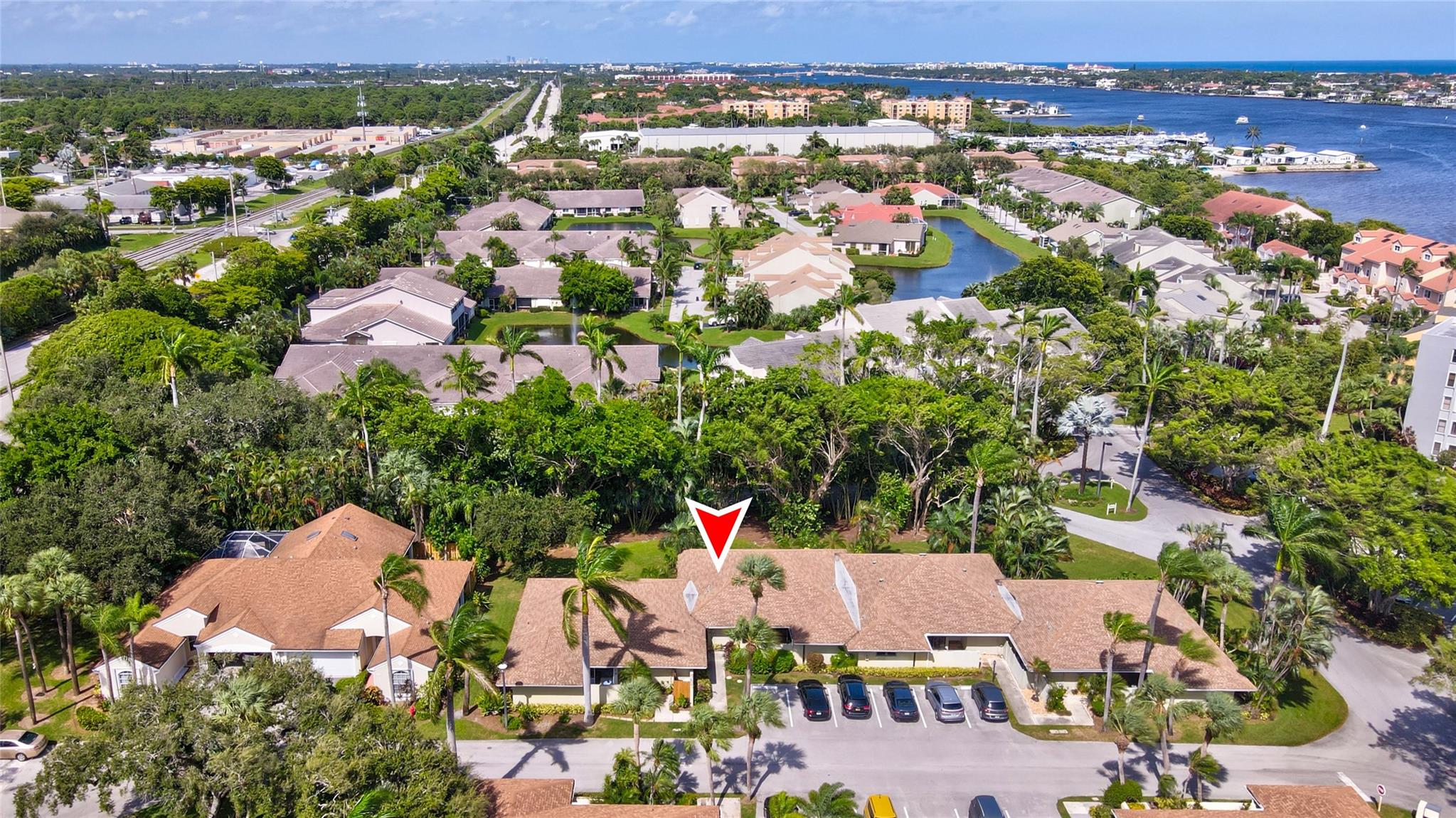 9 S Lakeshore Dr