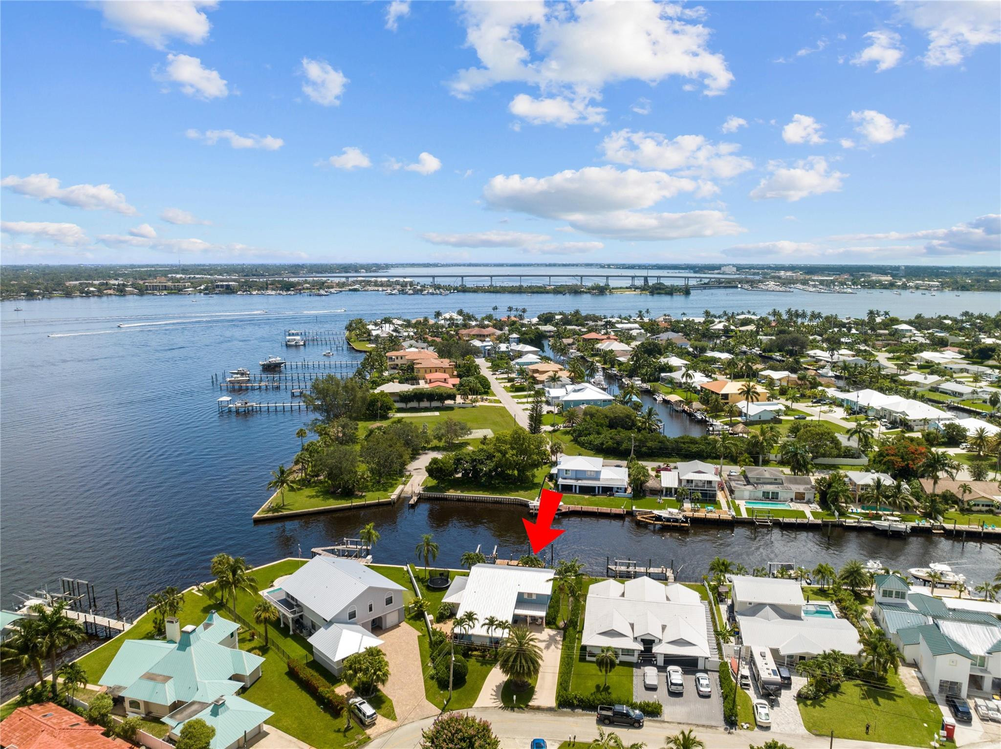 24 SW Riverway