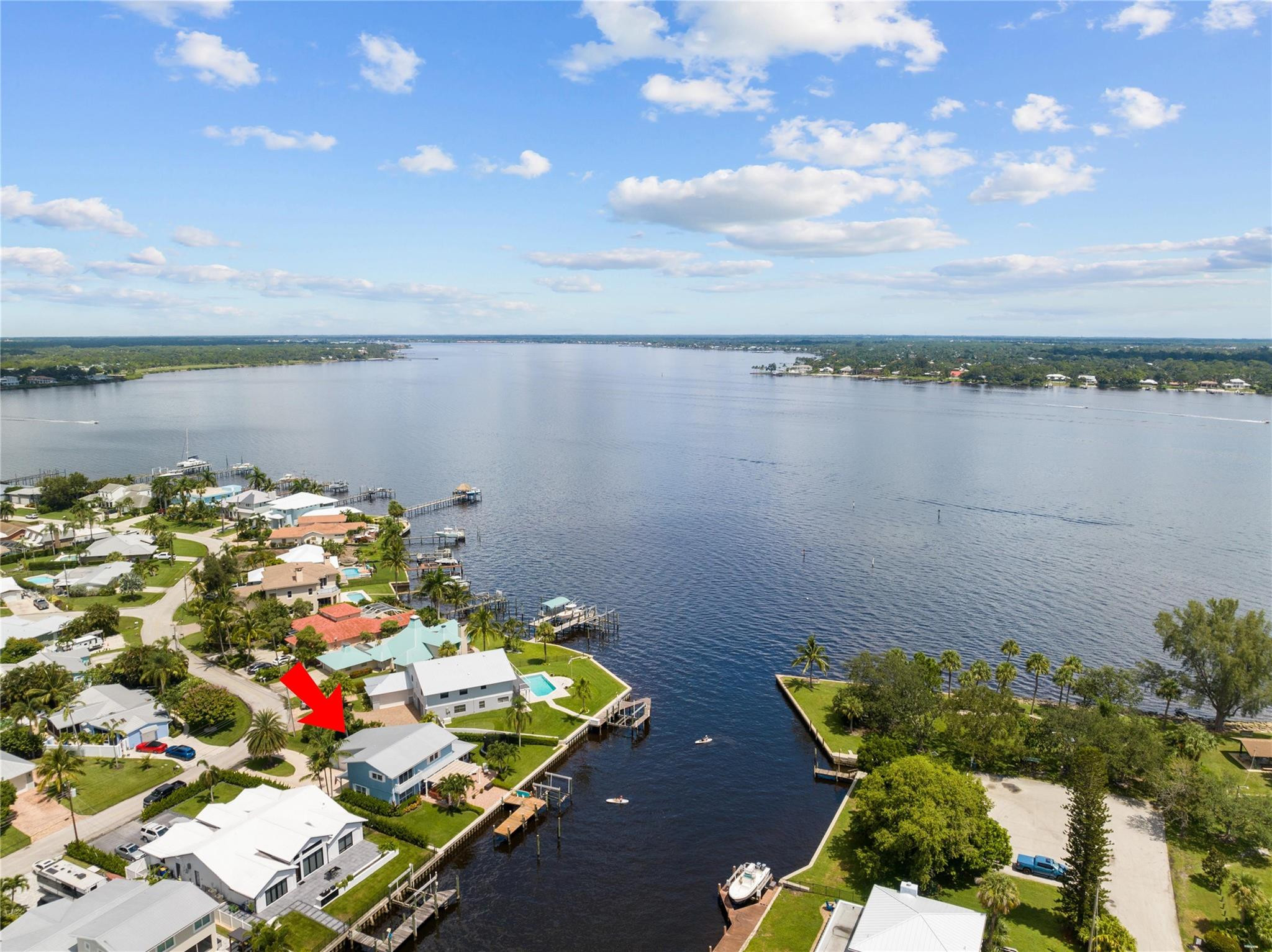 24 SW Riverway