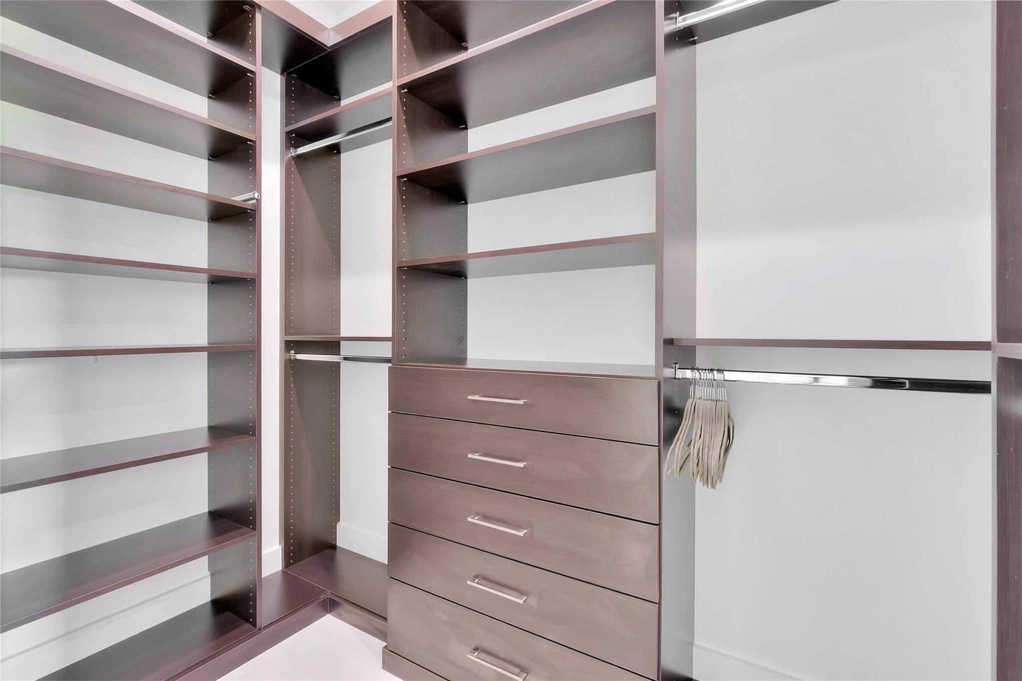 4088 NW Briarcliff Circle