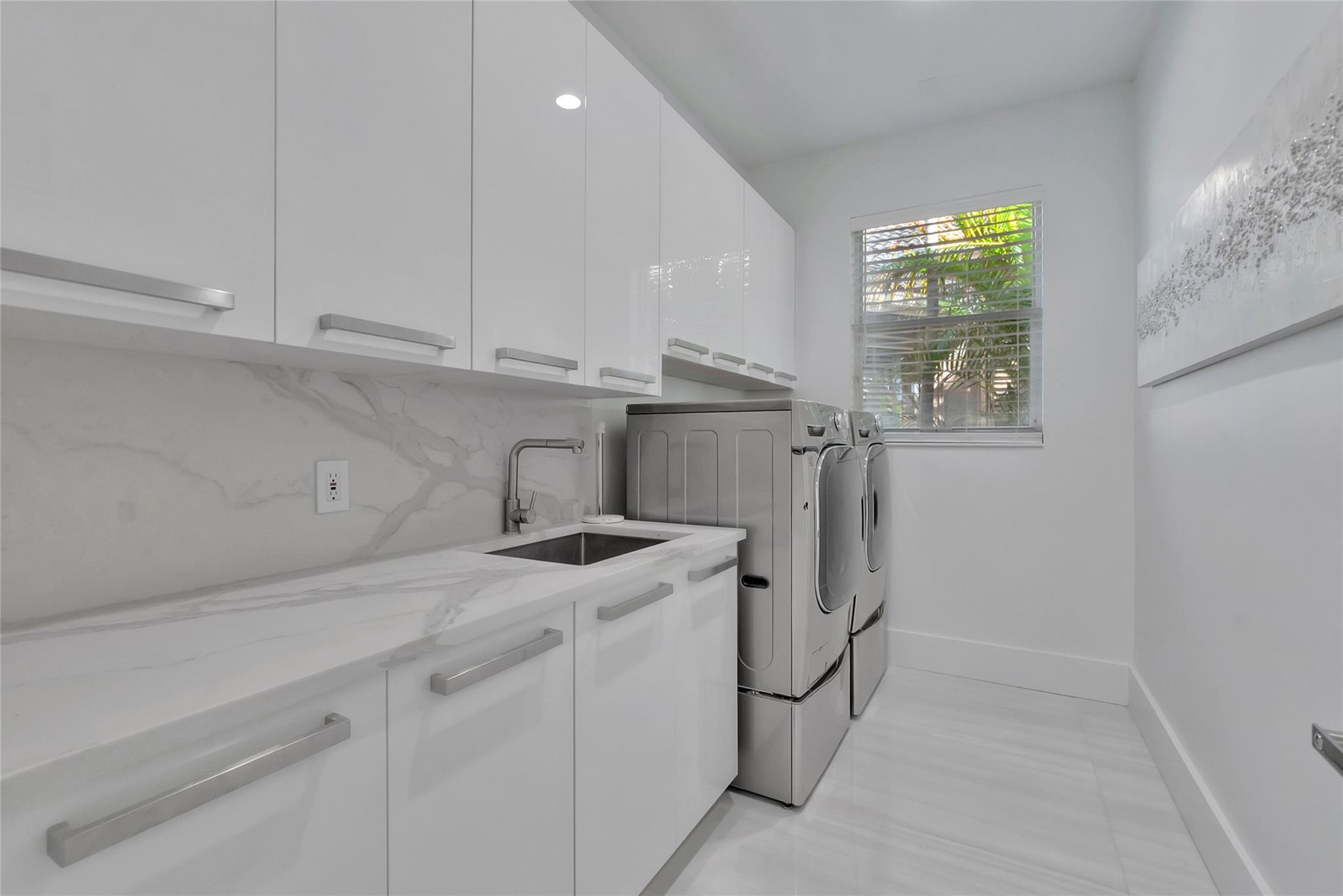 4088 NW Briarcliff Circle