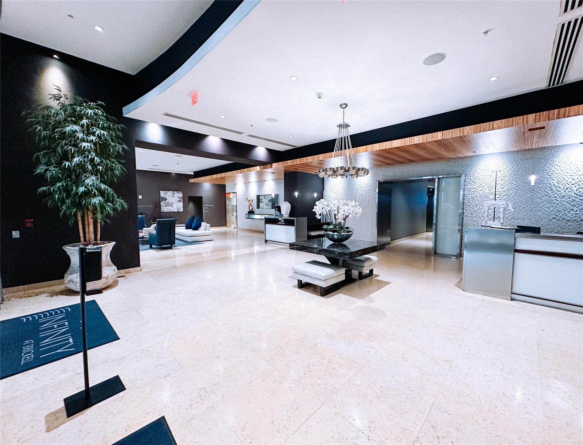 60 SW 13th St 1103