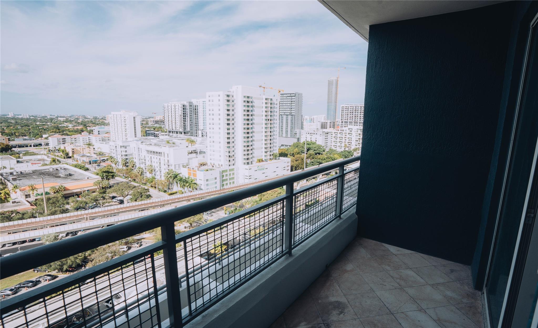 60 SW 13th St 1103