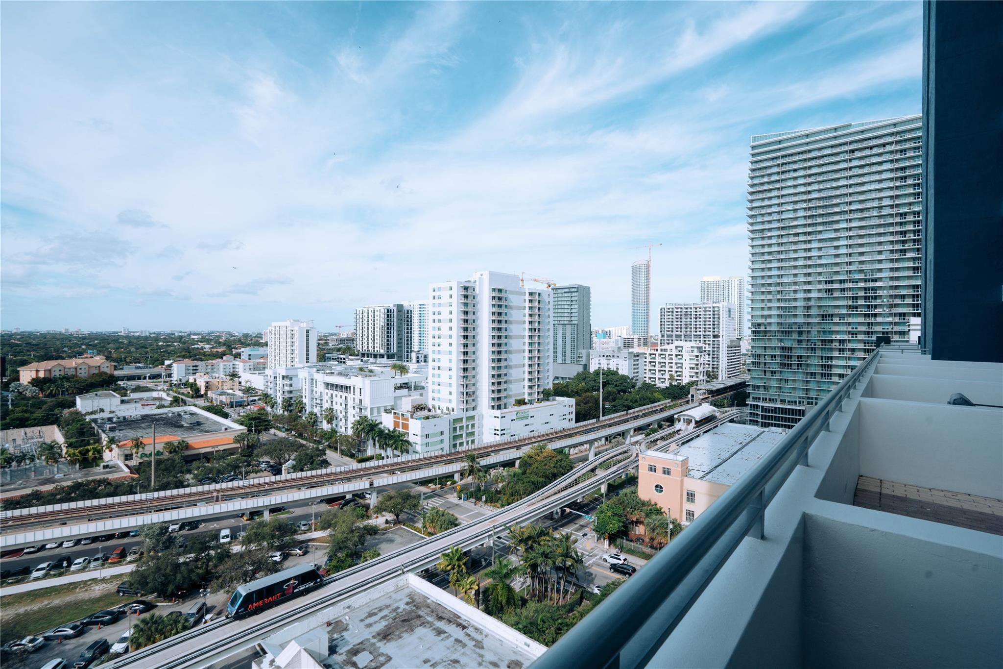 60 SW 13th St 1103