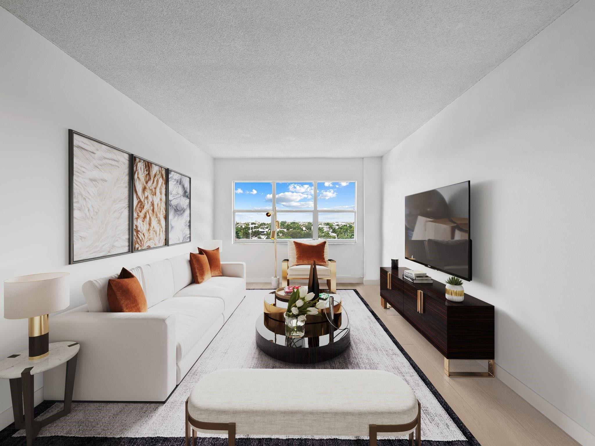 2555 NE 11th Street 806