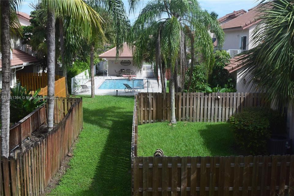 10961 W Broward Blvd 10961