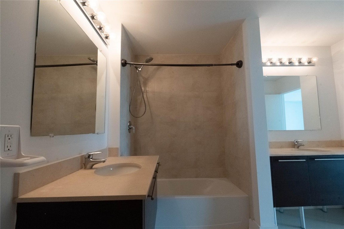 1900 N Bayshore Dr 2312