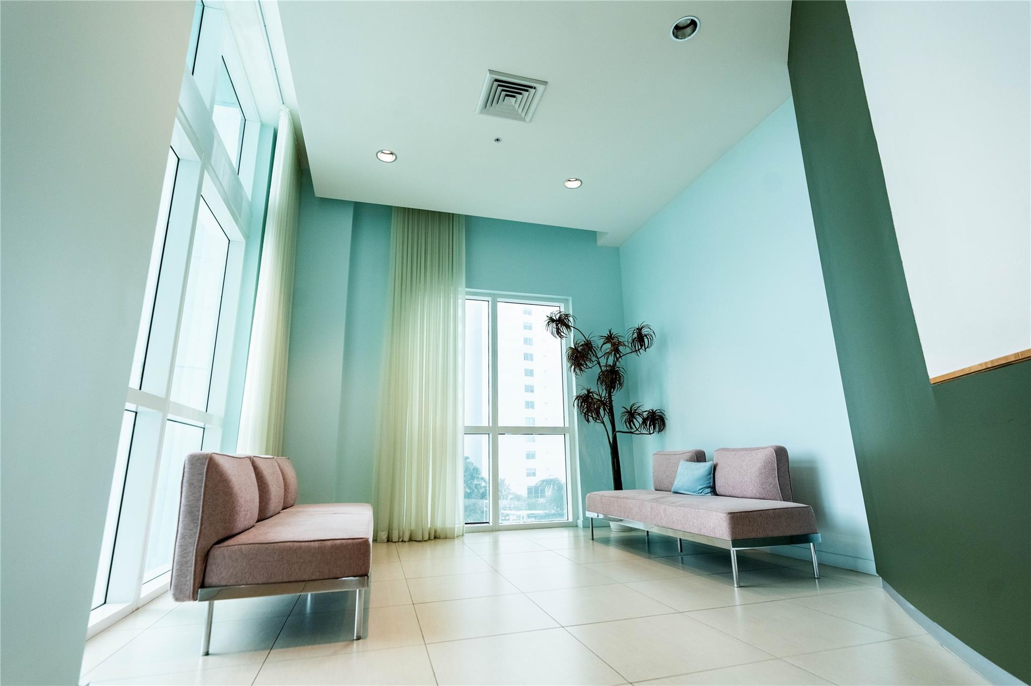 1900 N Bayshore Dr 2312