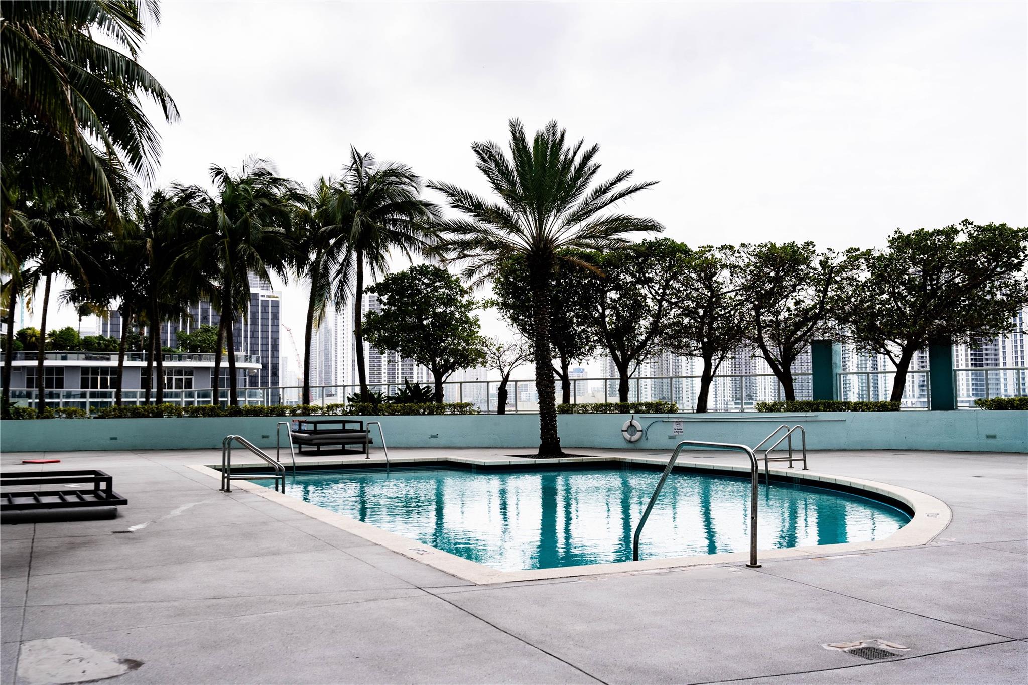 1900 N Bayshore Dr 2312