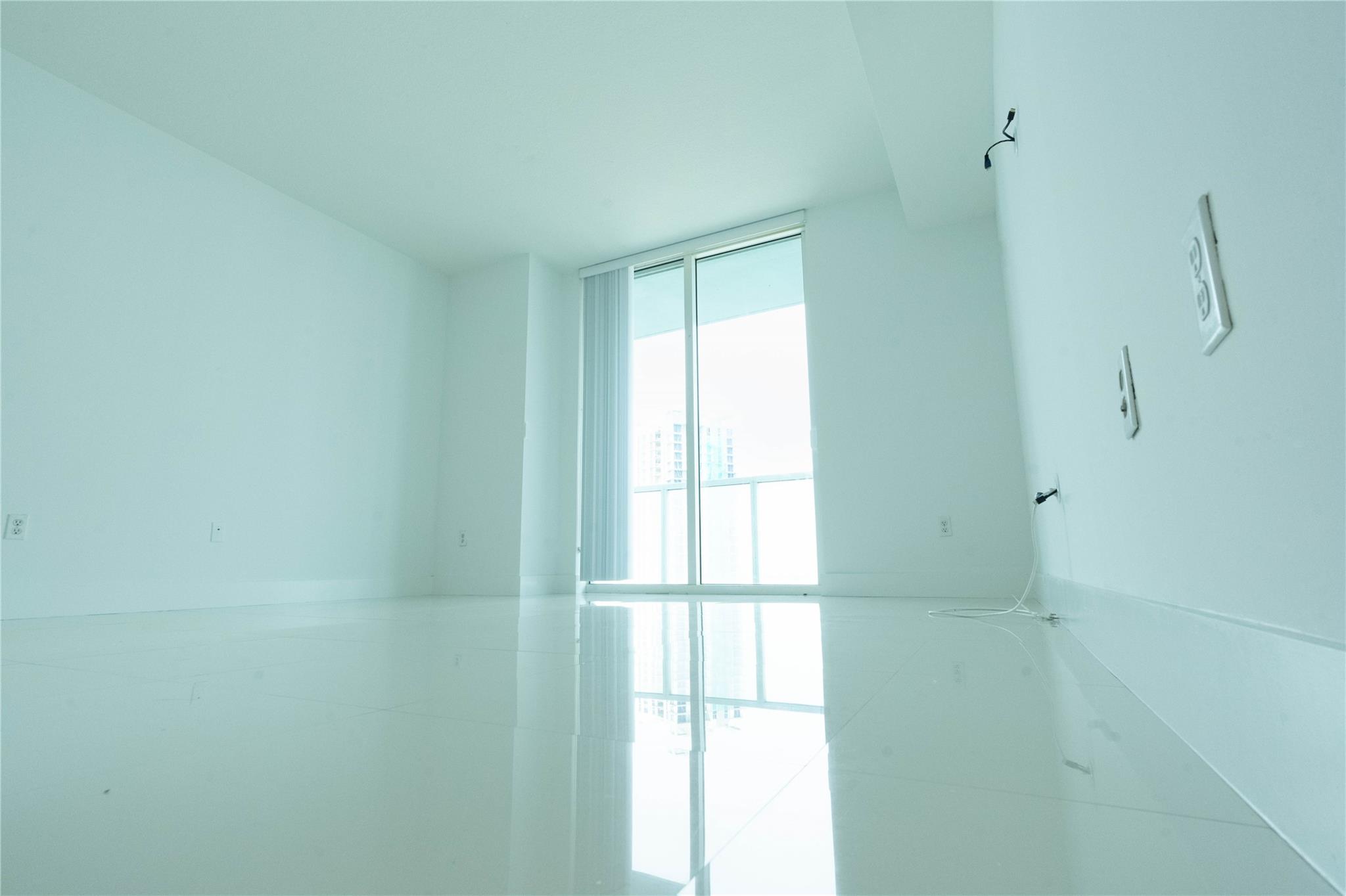 1900 N Bayshore Dr 2312