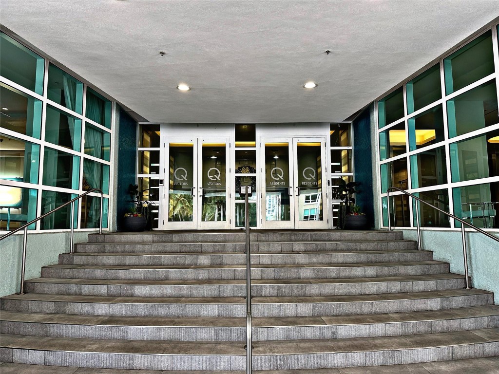 1900 N Bayshore Dr 2312