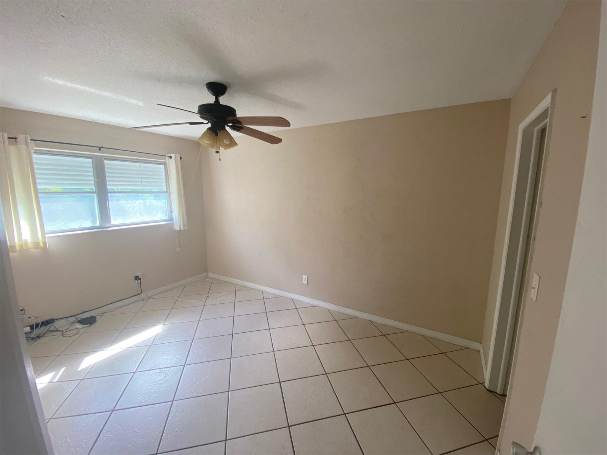 5208 NE 24th Ter Unit: F217