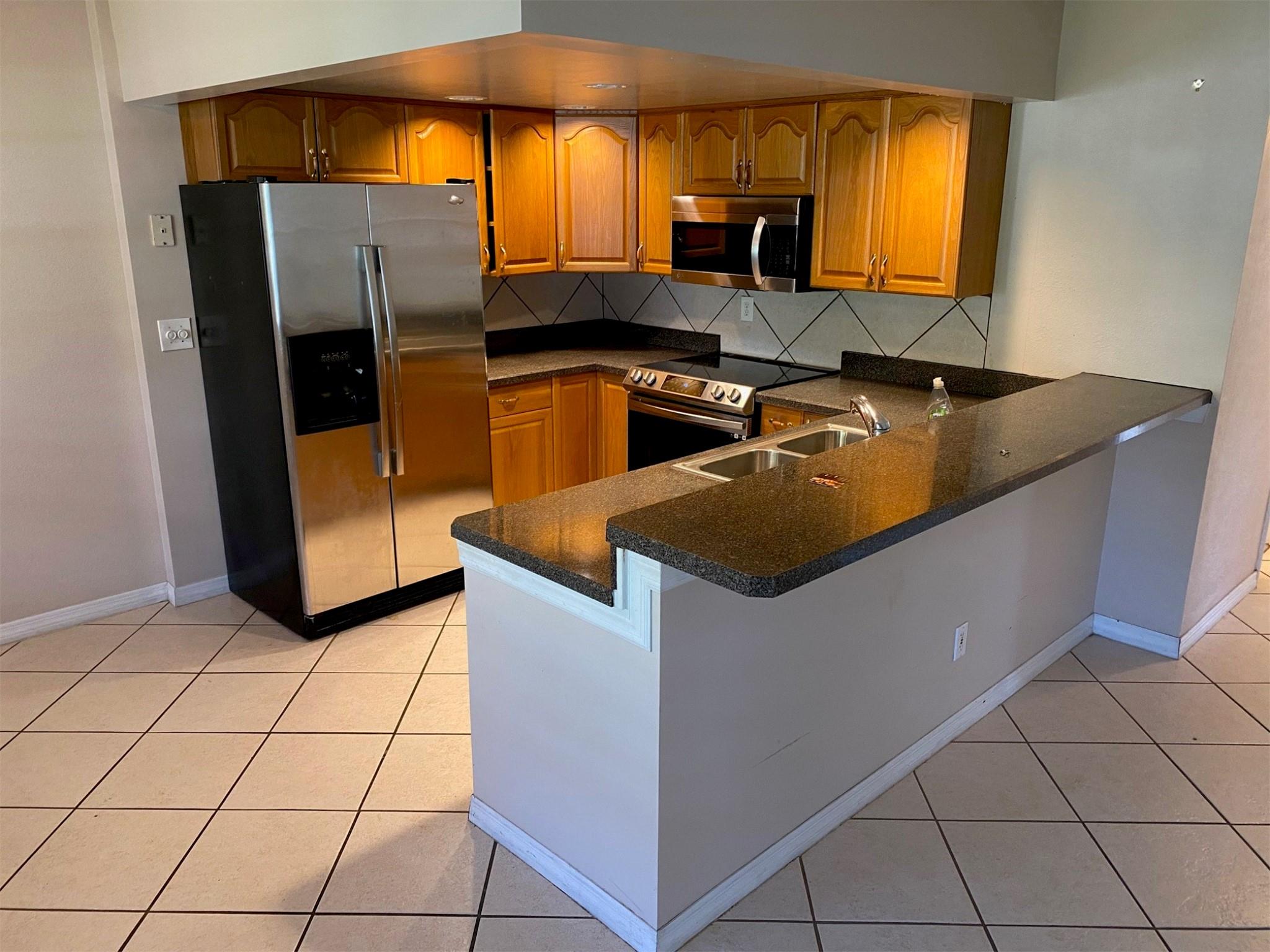 5208 NE 24th Ter Unit: F217
