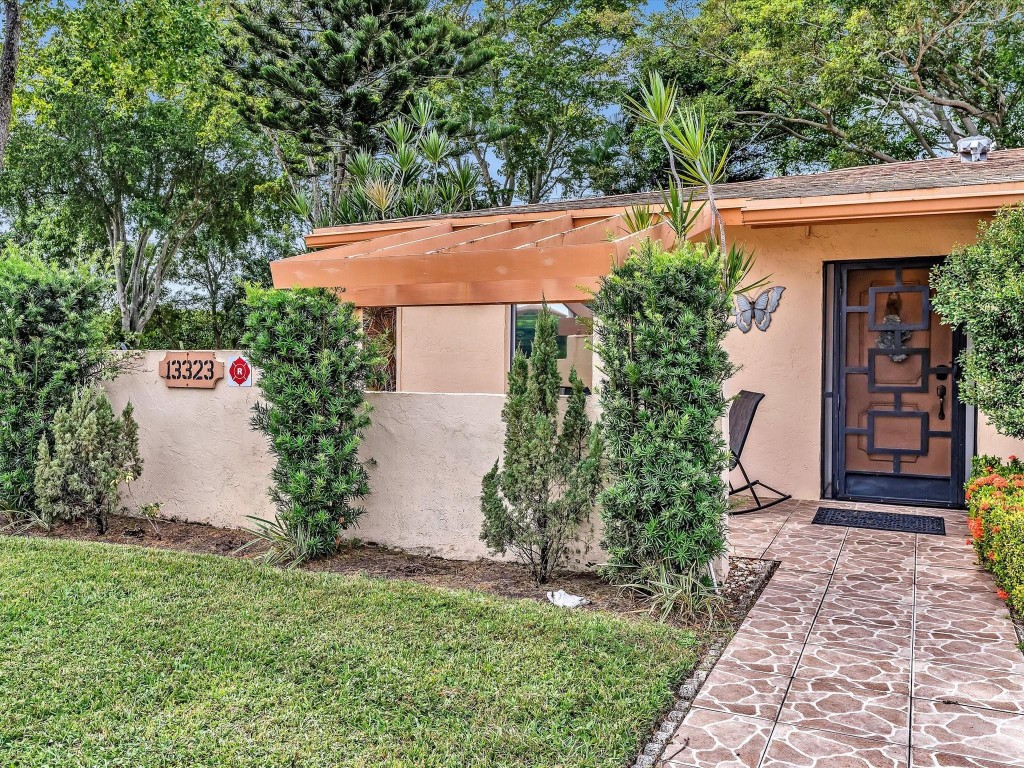 13323 Pineapple Palm Court A