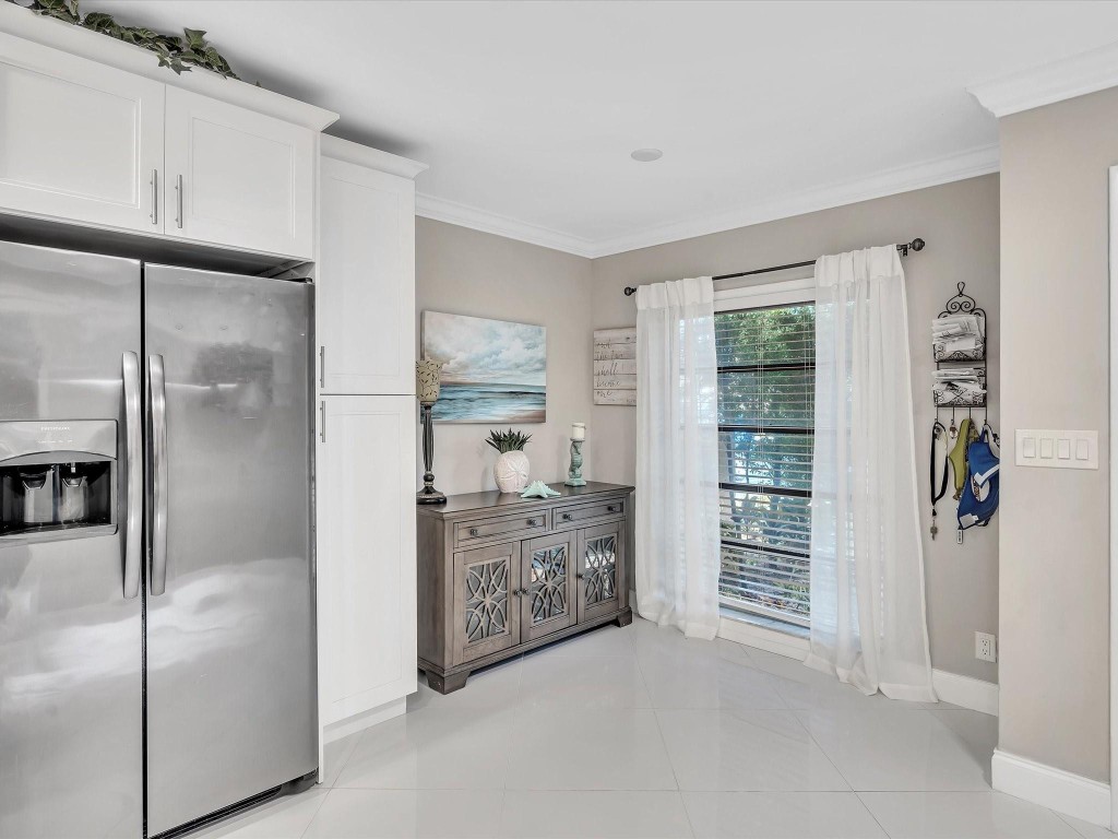 13323 Pineapple Palm Court A