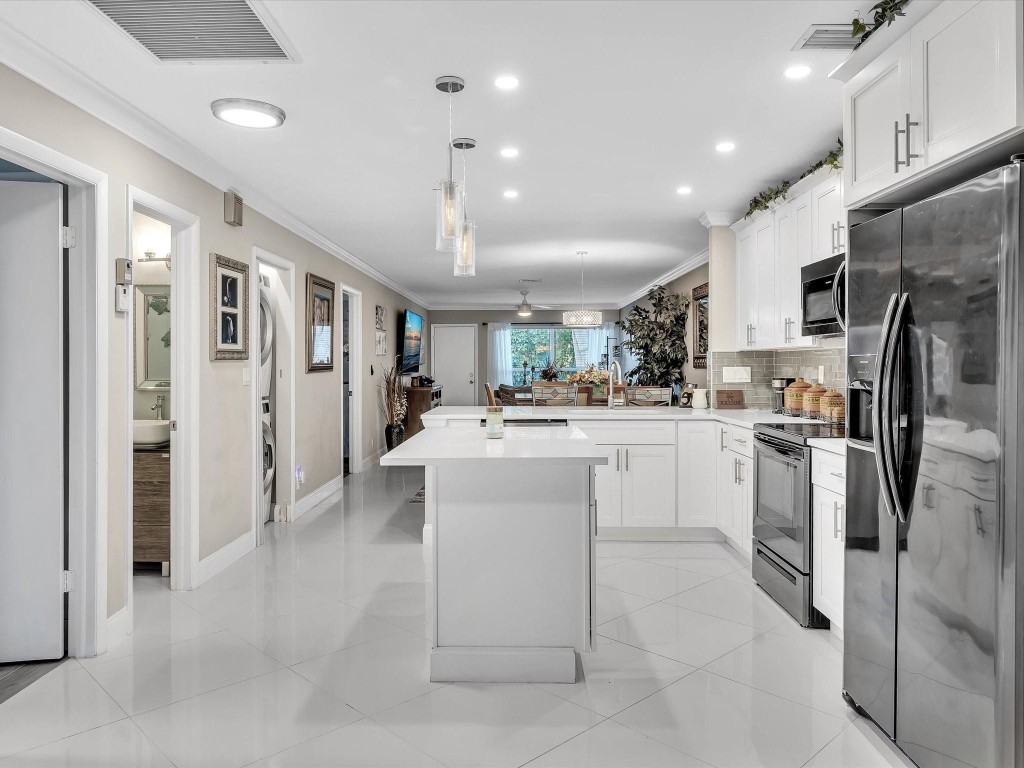 13323 Pineapple Palm Court A