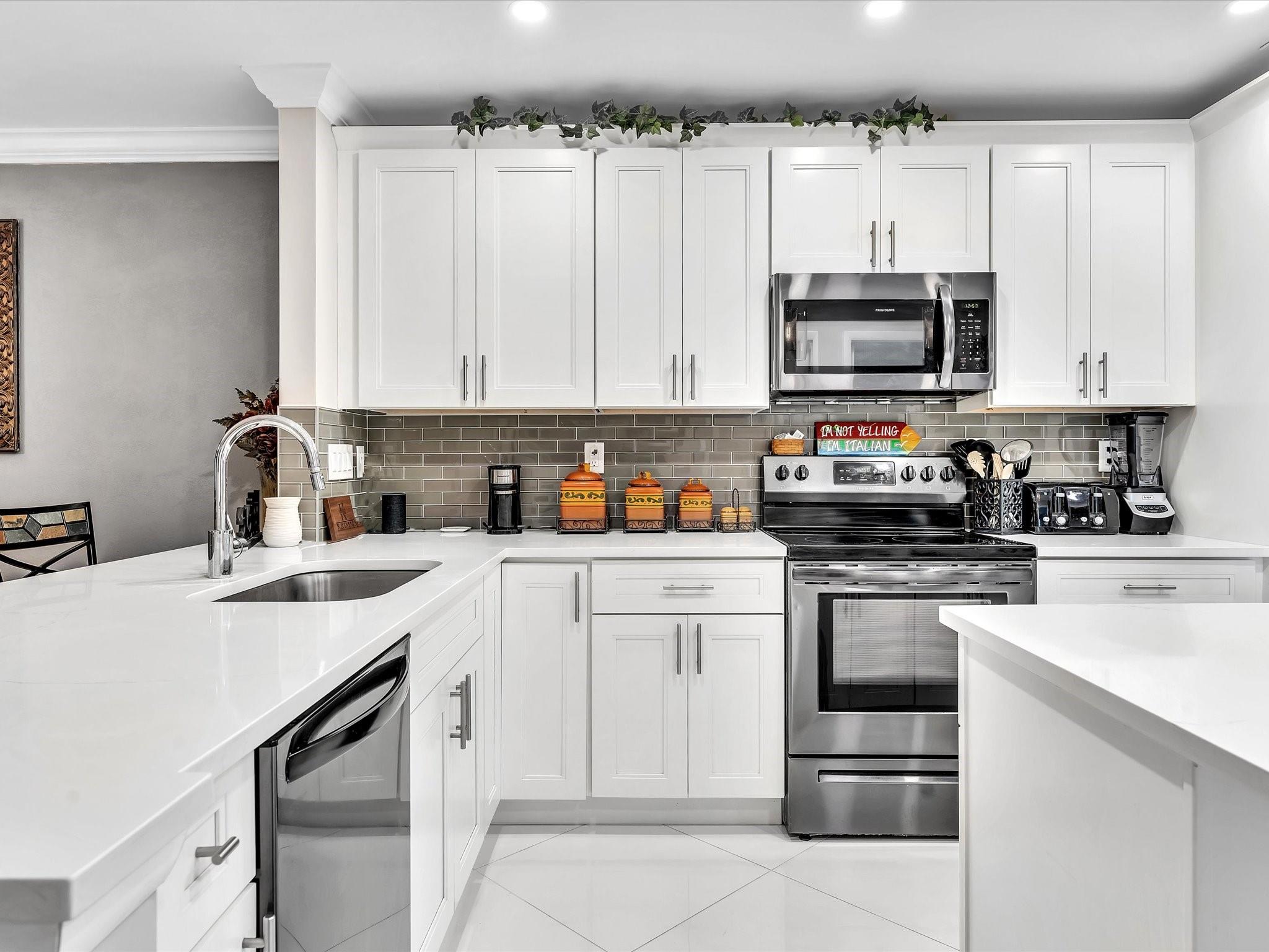 13323 Pineapple Palm Ct A