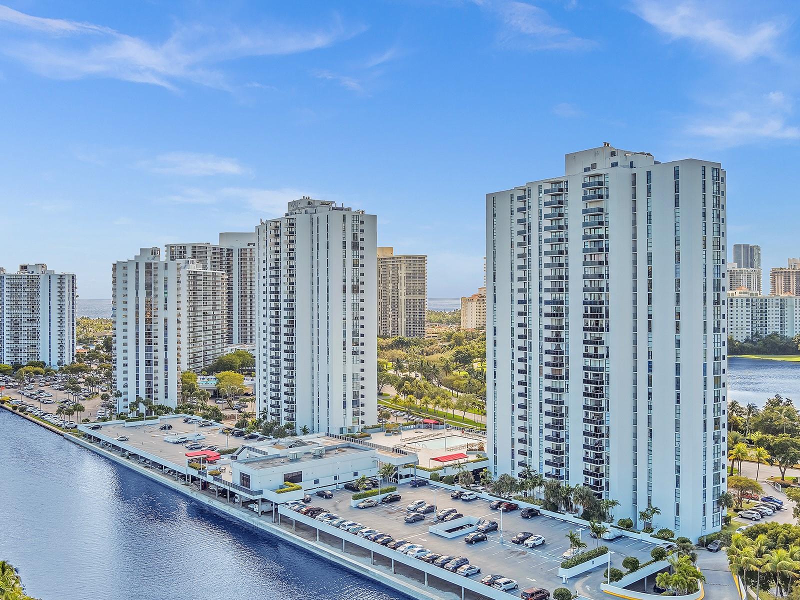 3625 N Country Club Dr 107