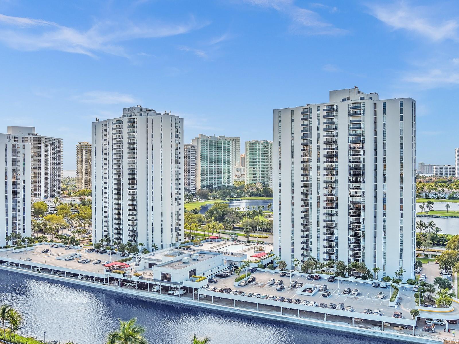 3625 N Country Club Dr 107