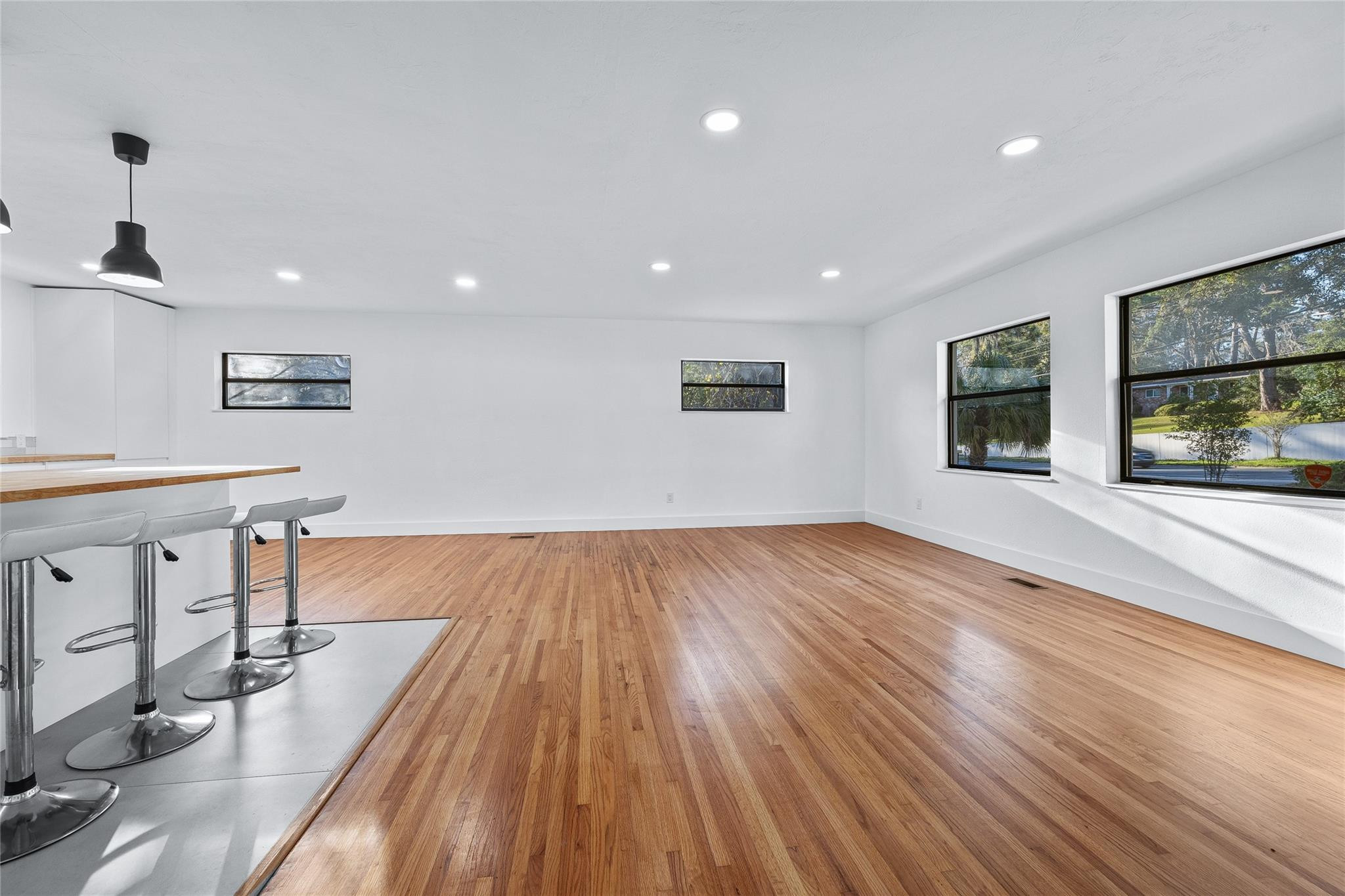 2257 NW 16TH AVE