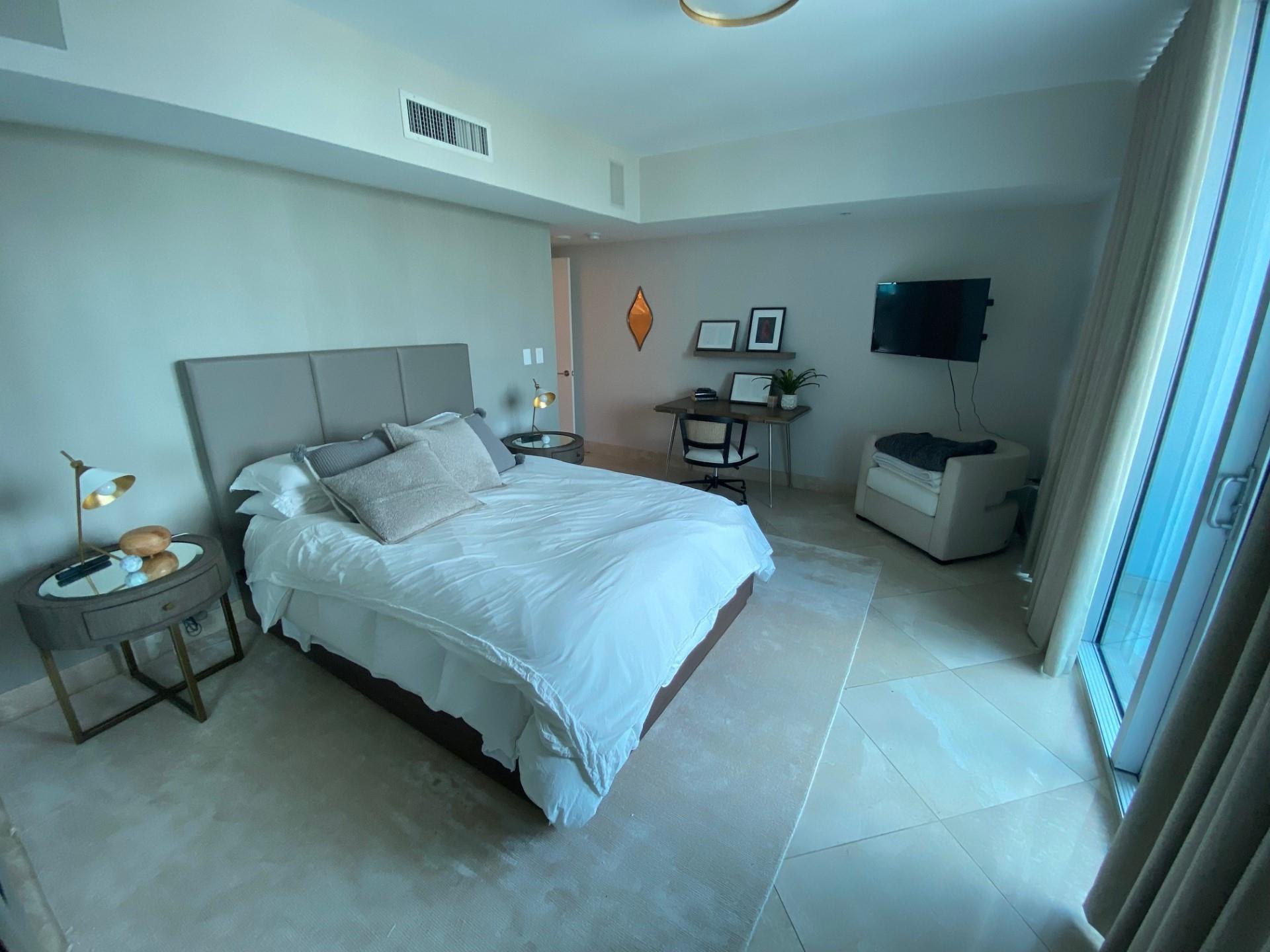 1600 S Ocean Blvd