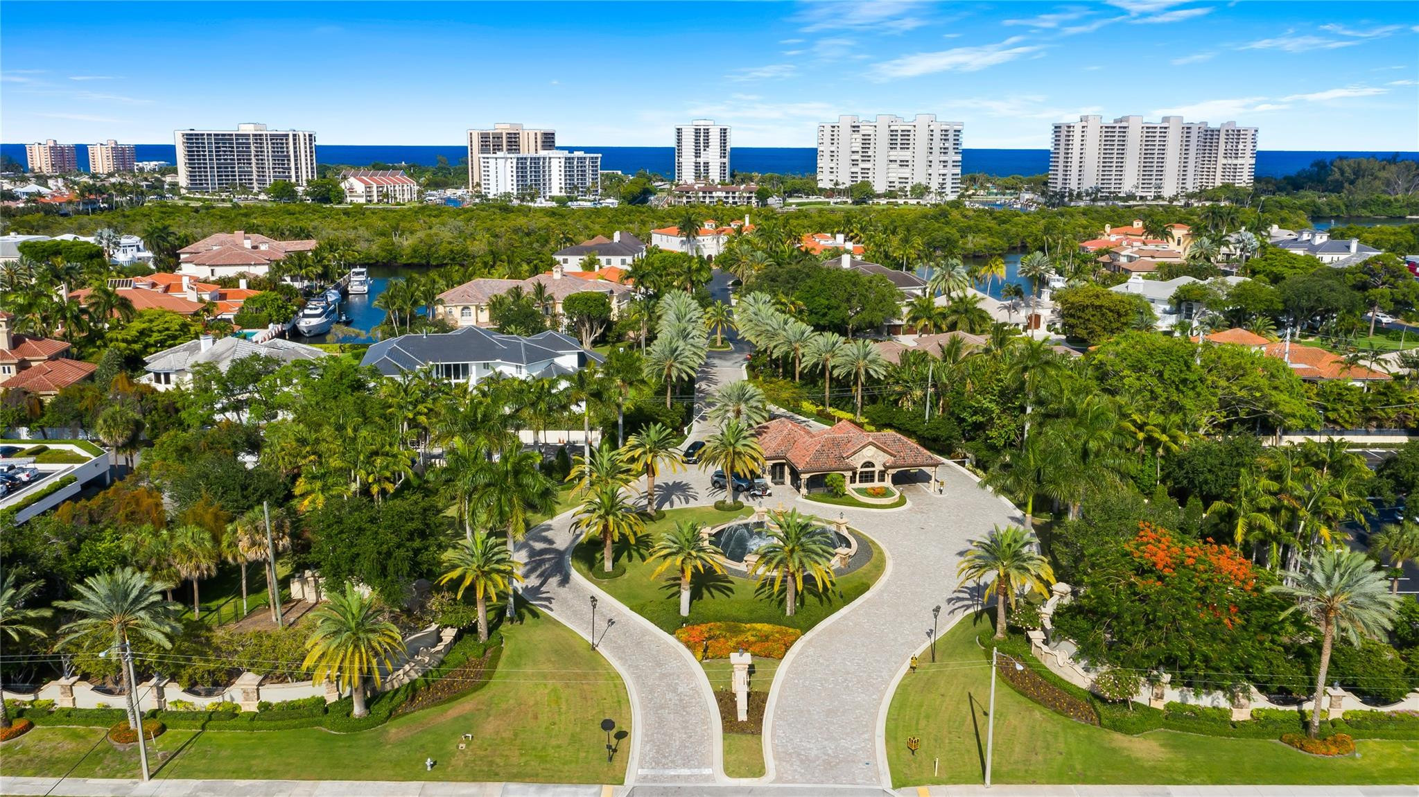 4001 Ibis Point Cir