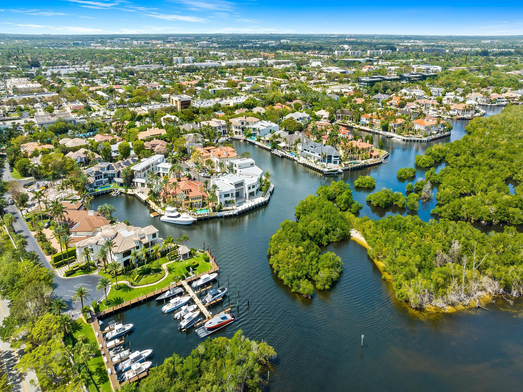 4001 Ibis Point Cir