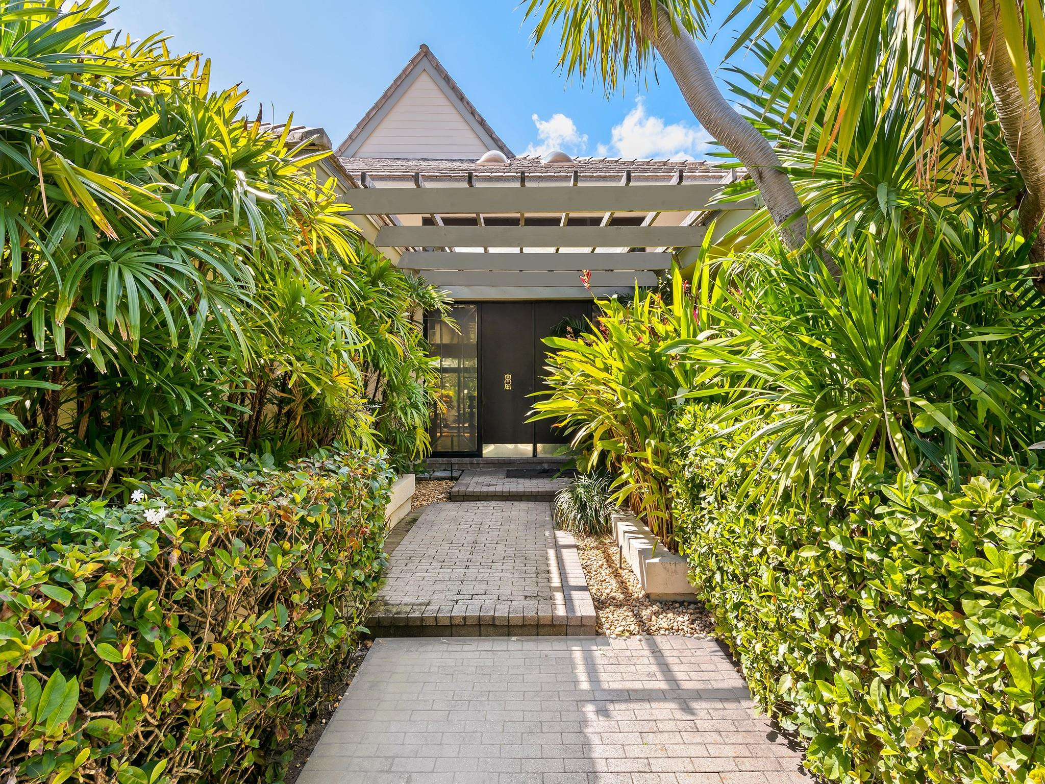 4001 Ibis Point Cir