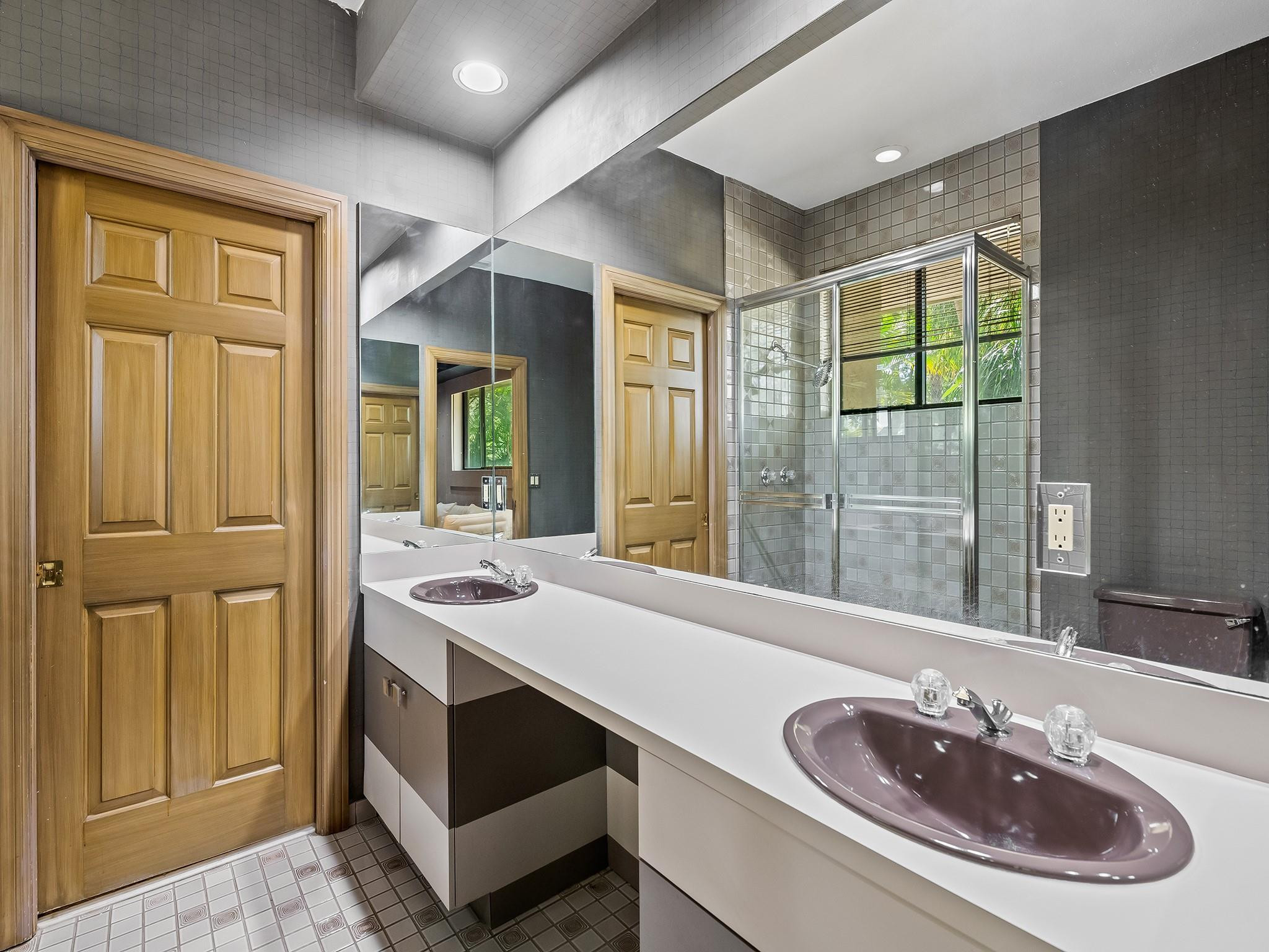 4001 Ibis Point Cir