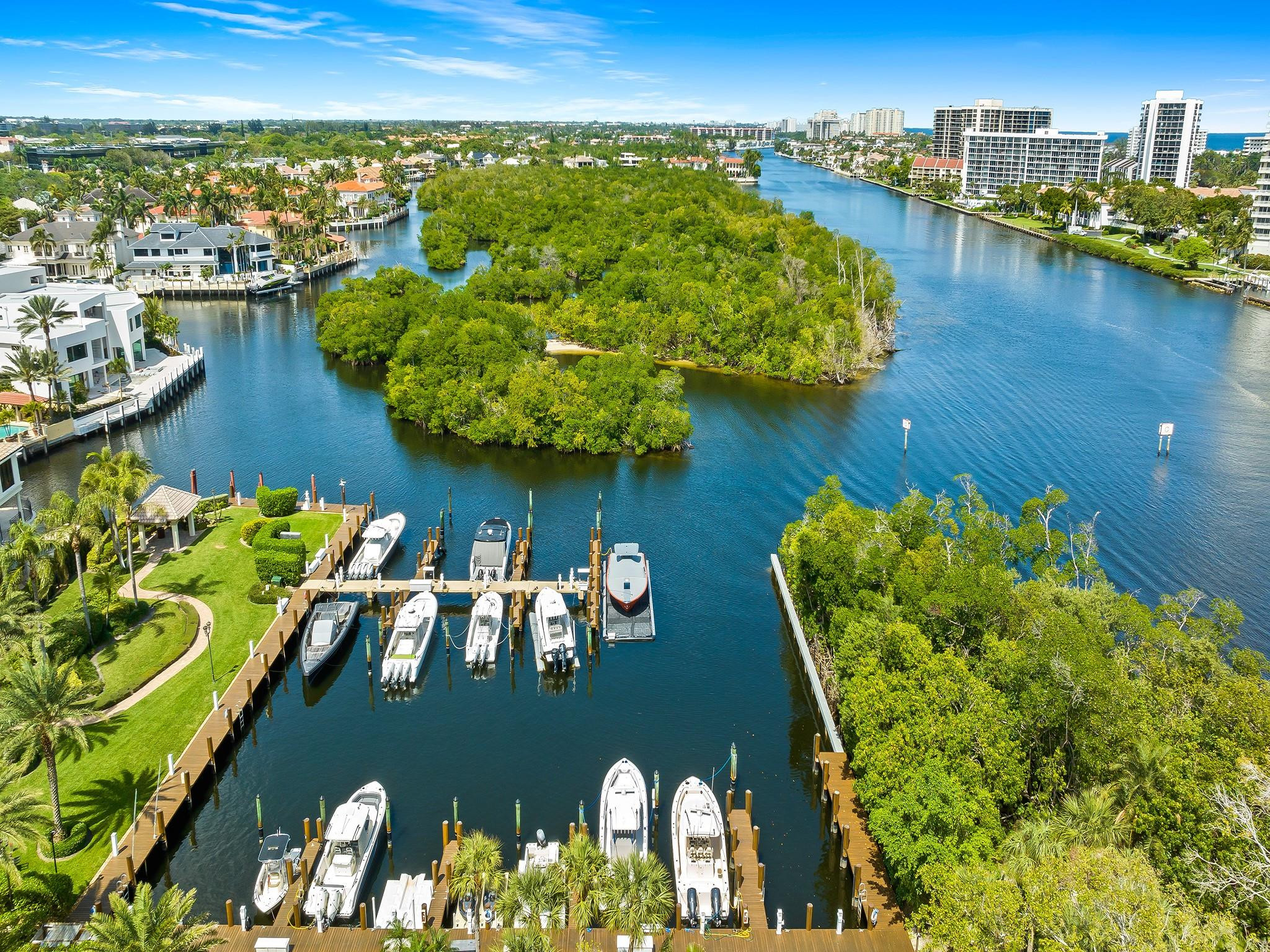 4001 Ibis Point Cir