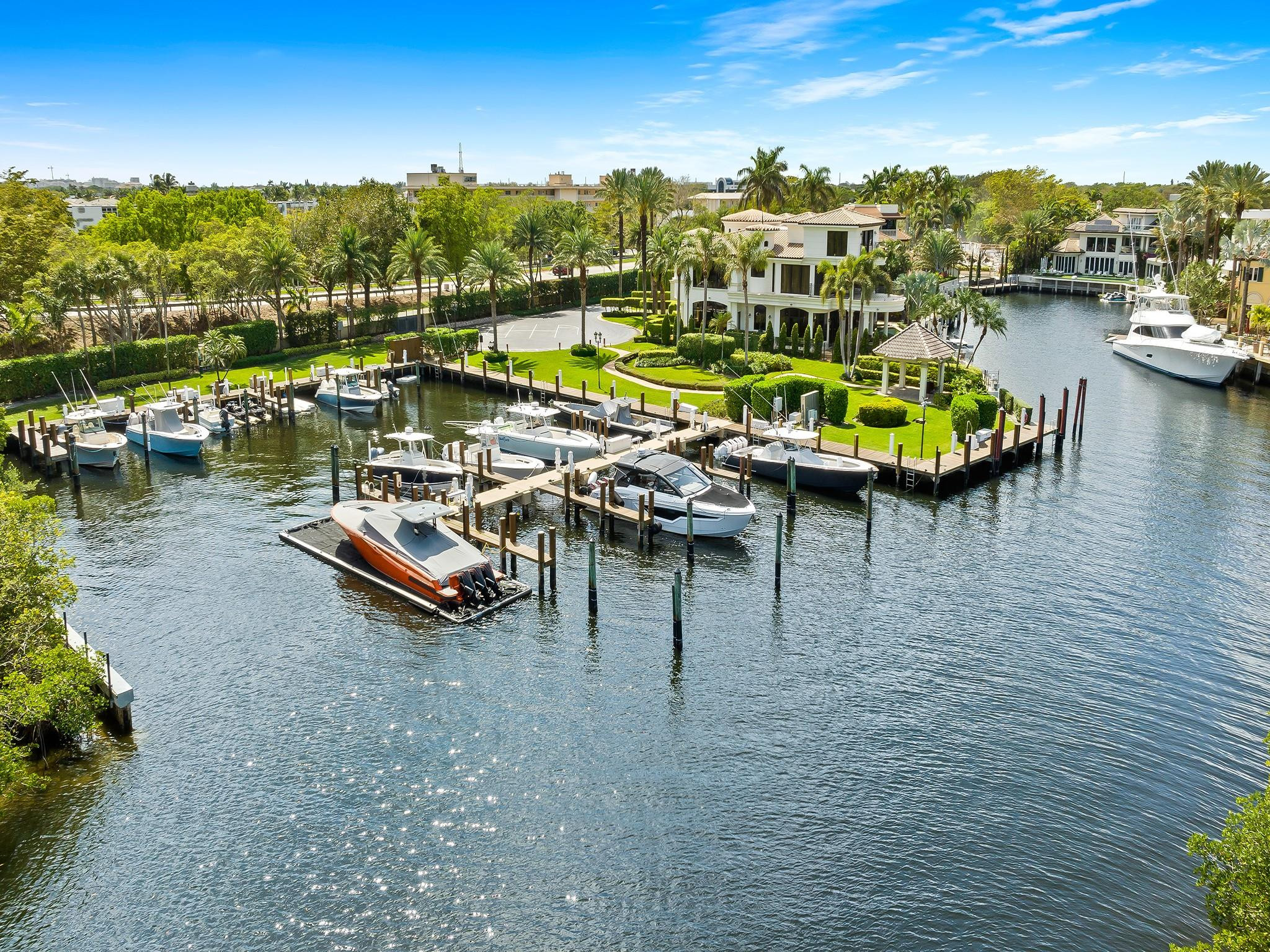 4001 Ibis Point Cir