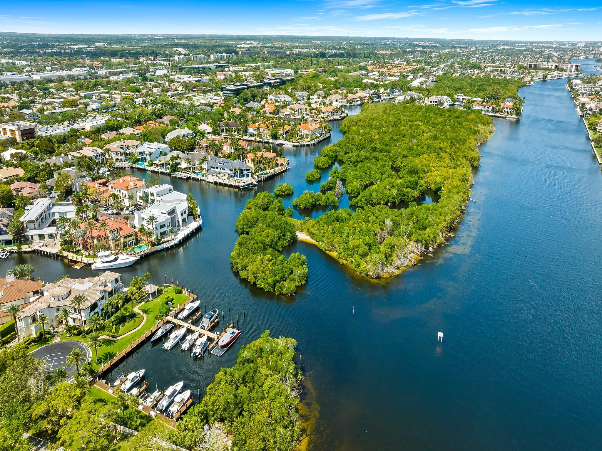 4001 Ibis Point Cir