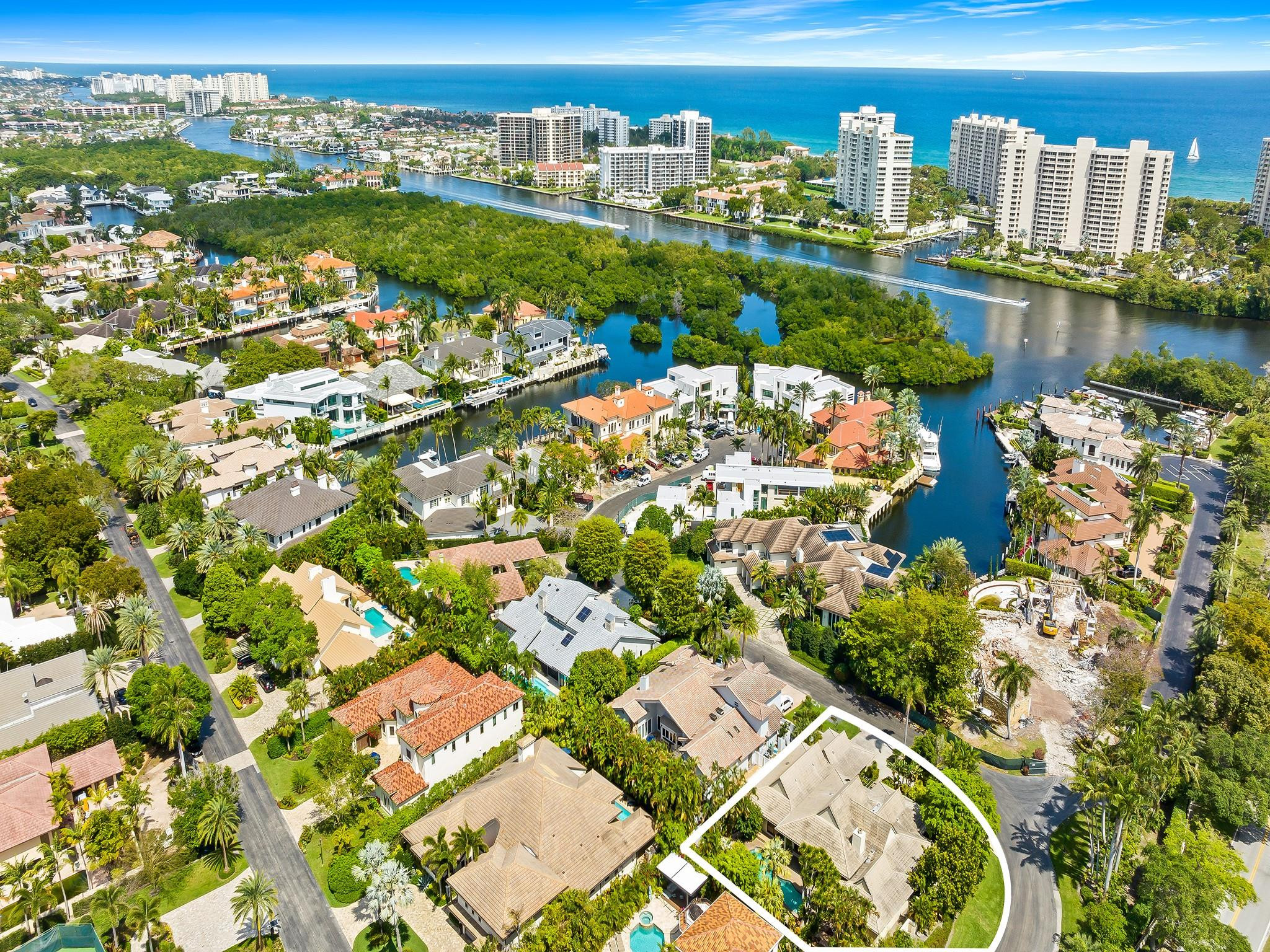 4001 Ibis Point Cir