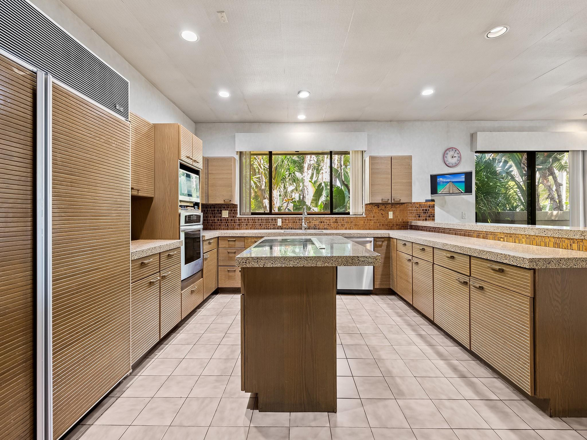 4001 Ibis Point Cir