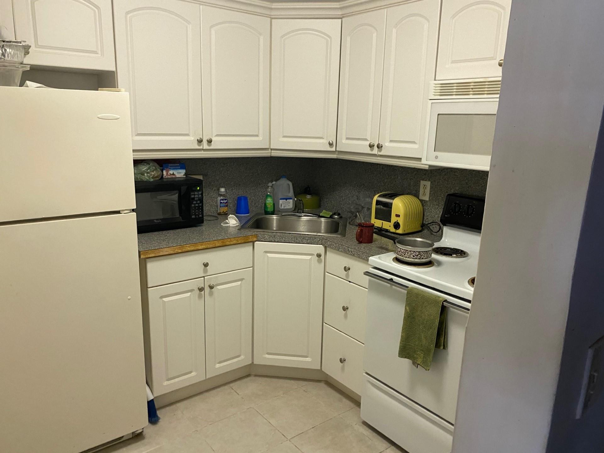 5208 NE 24th Ter F122