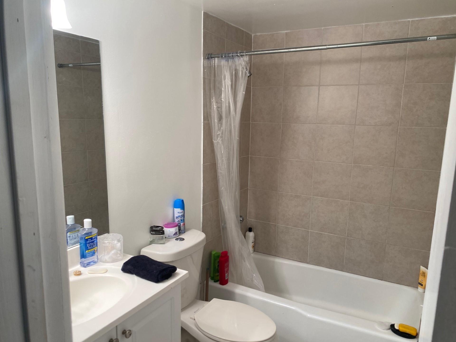 5208 NE 24th Ter F122