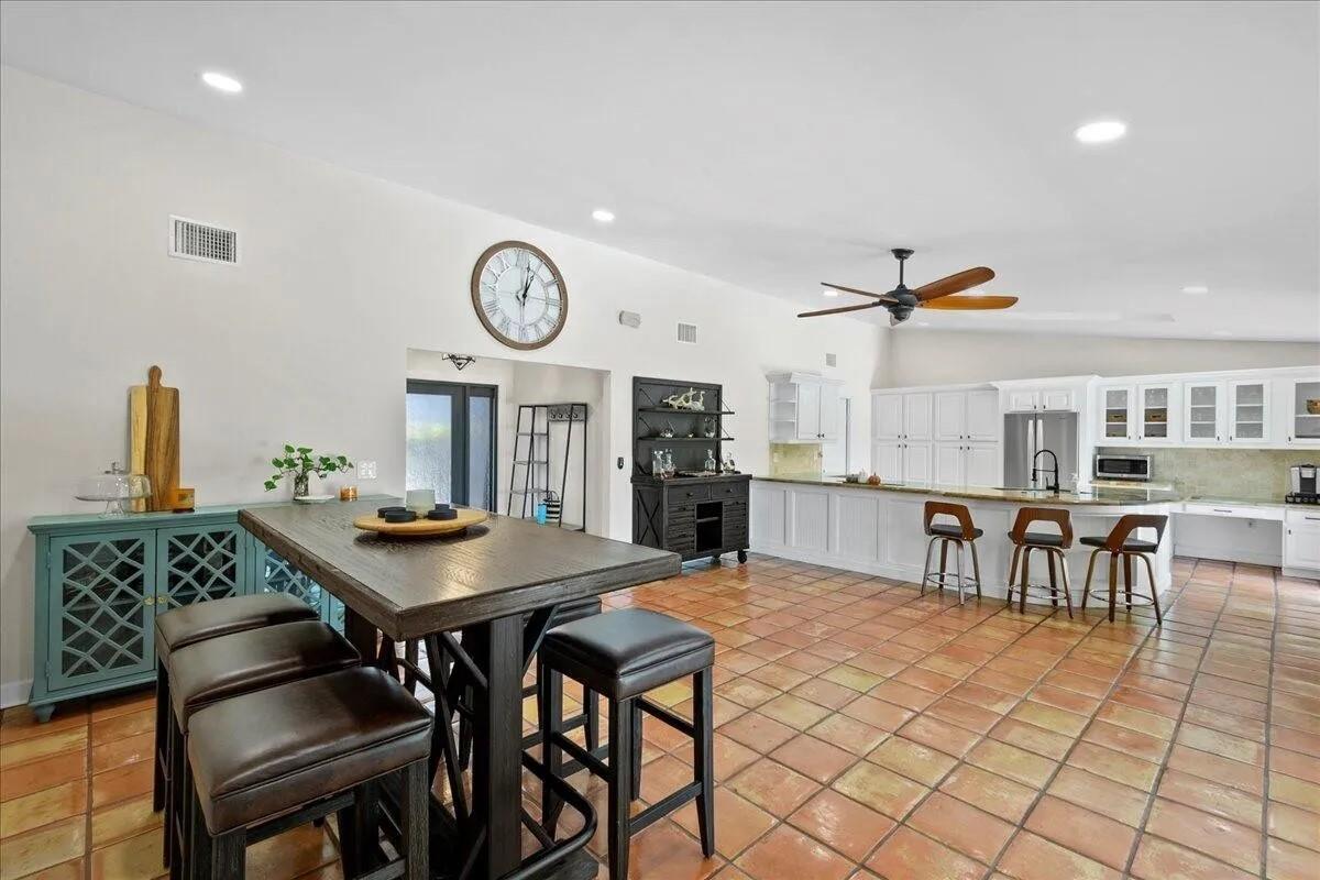 203 Bobwhite Rd