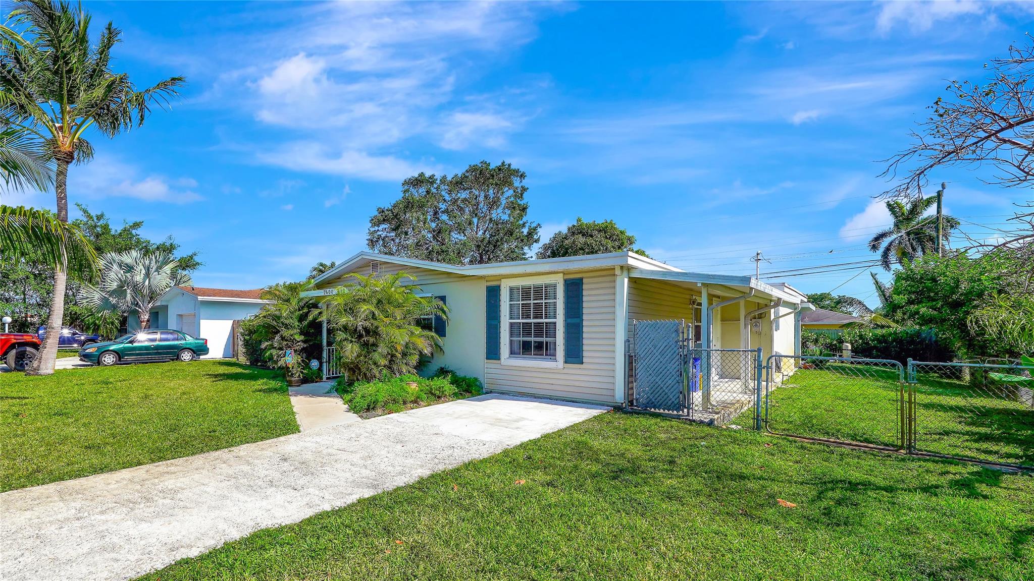 2600 Floral Rd