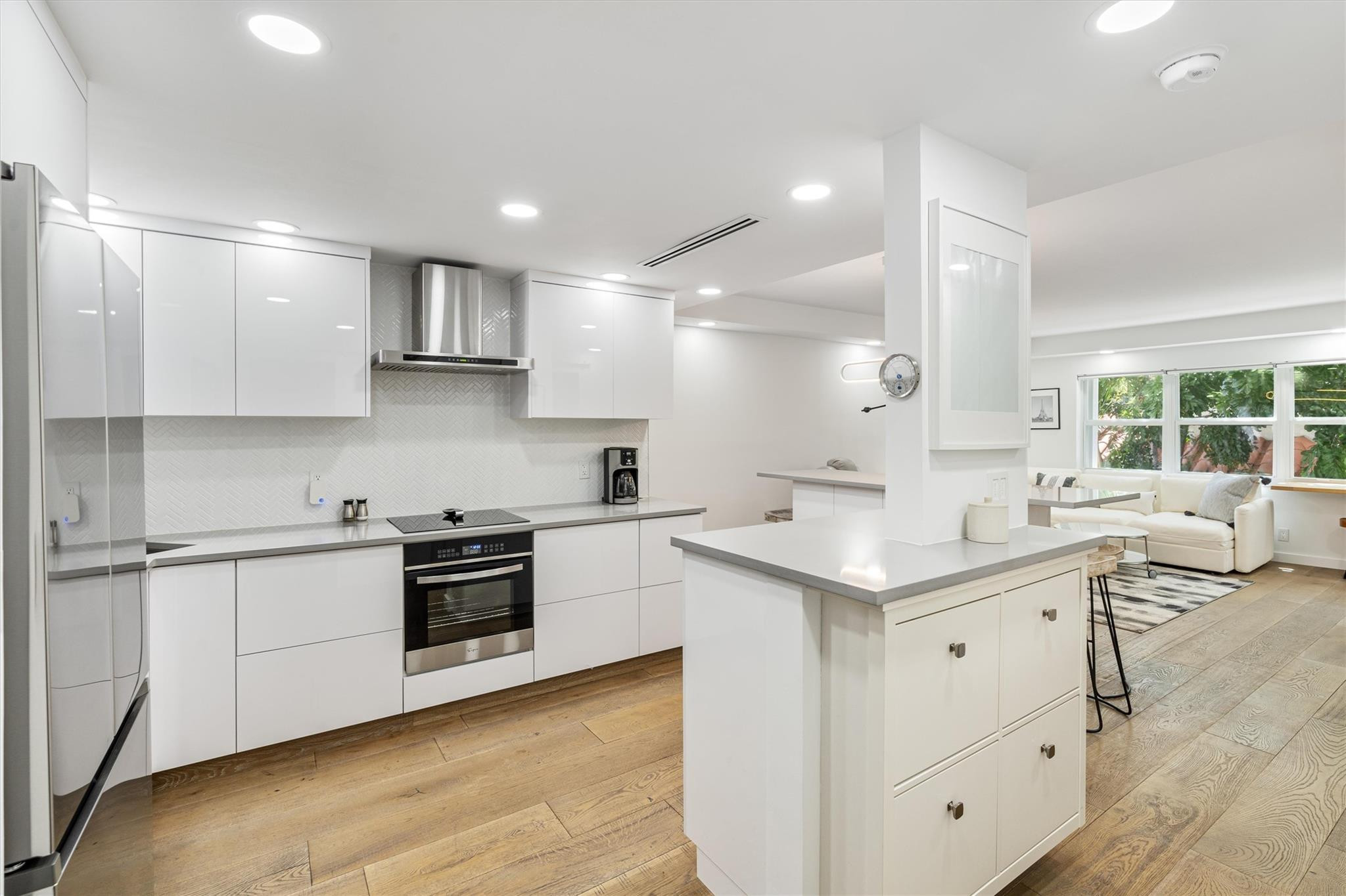 1839 Middle River Drive 104