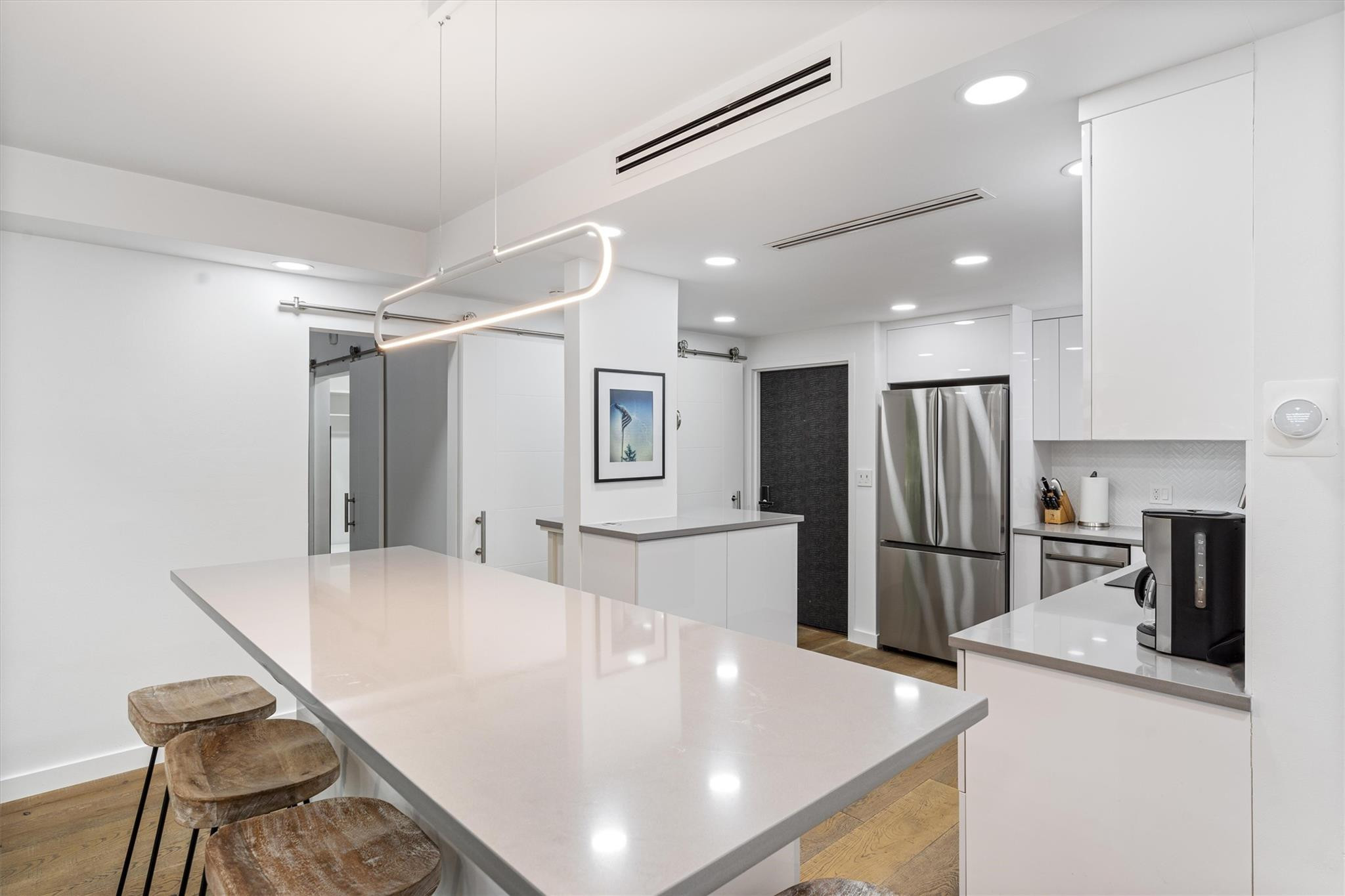 1839 Middle River Drive 104