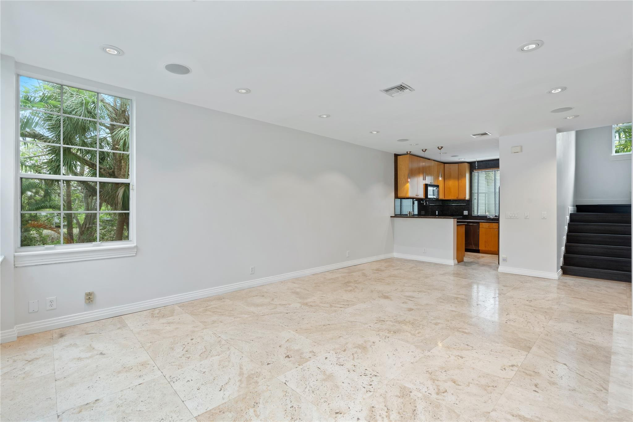 1215 Tequesta Street