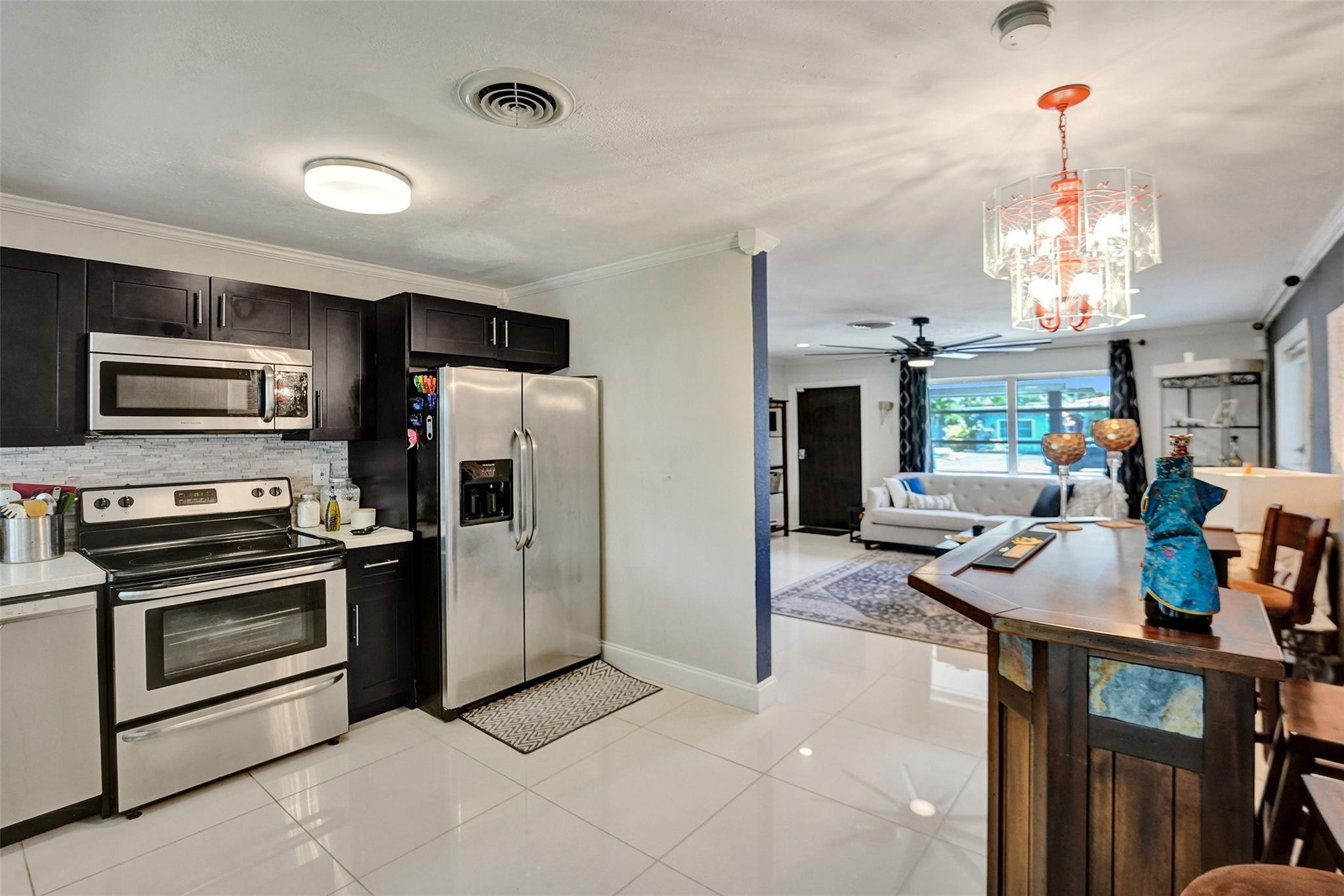 2021 NW 32nd Street