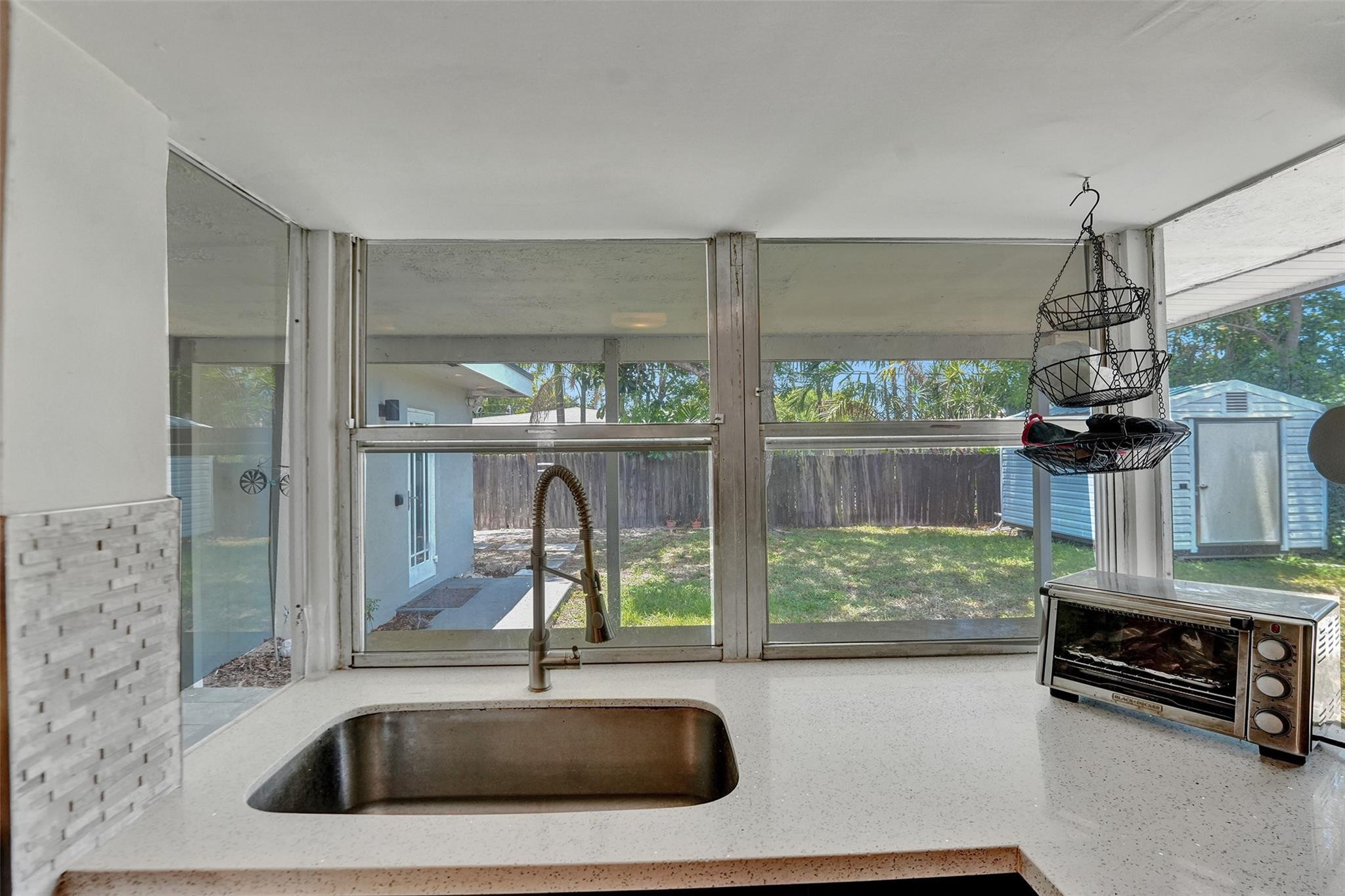 2021 NW 32nd Street