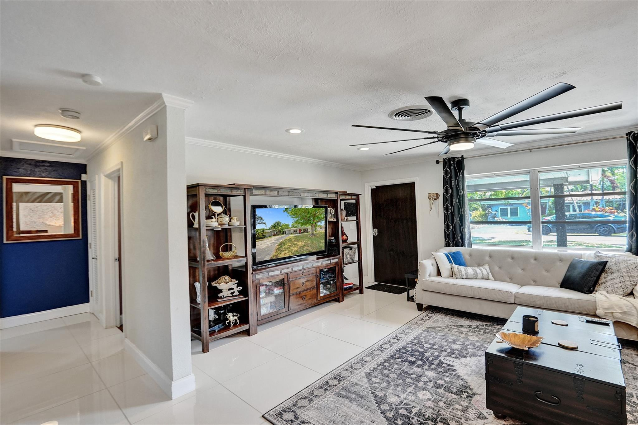 2021 NW 32nd Street