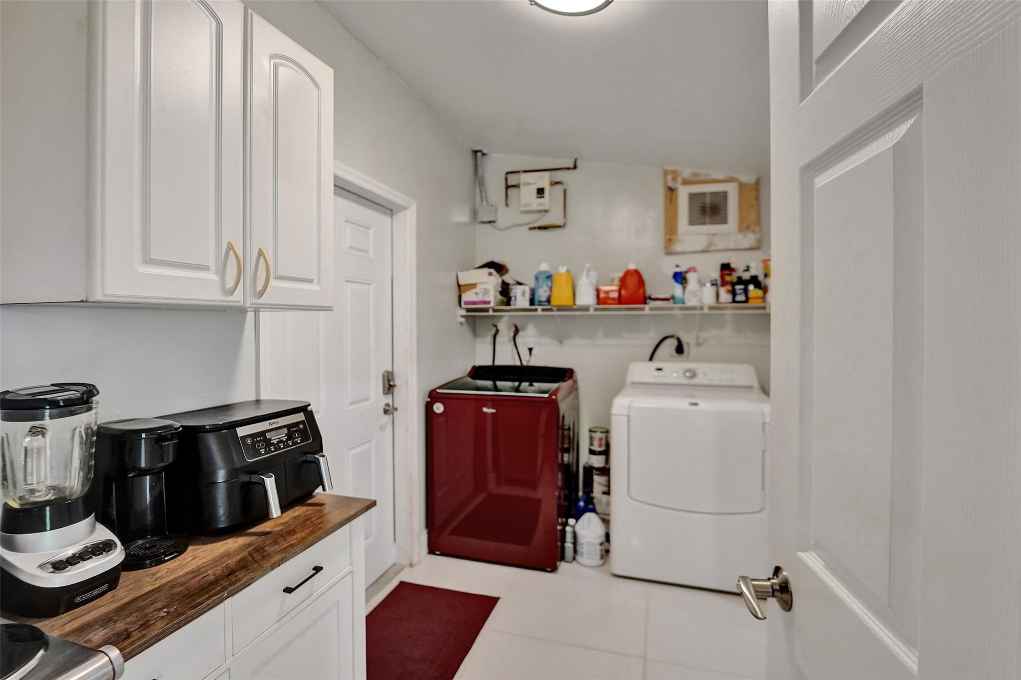 2021 NW 32nd Street