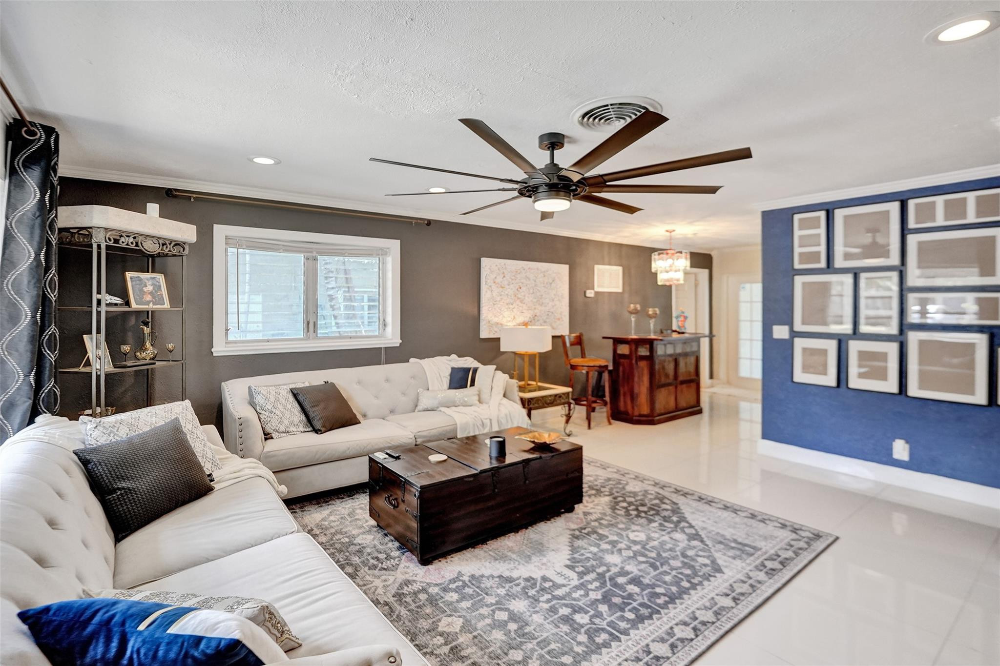 2021 NW 32nd Street